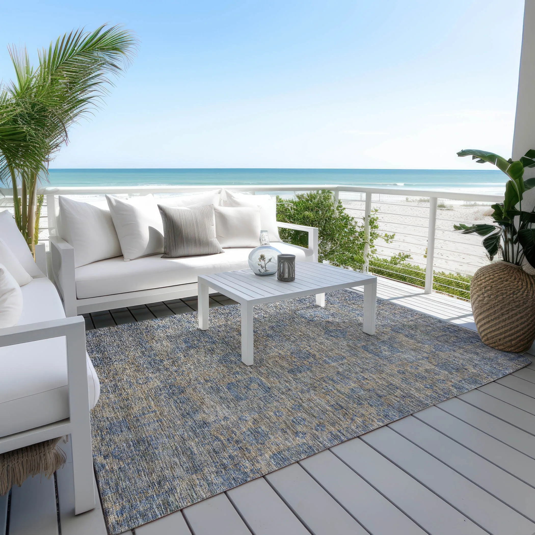 Machine Washable Indoor/ Outdoor Chantille Traditional Vintage Rug
