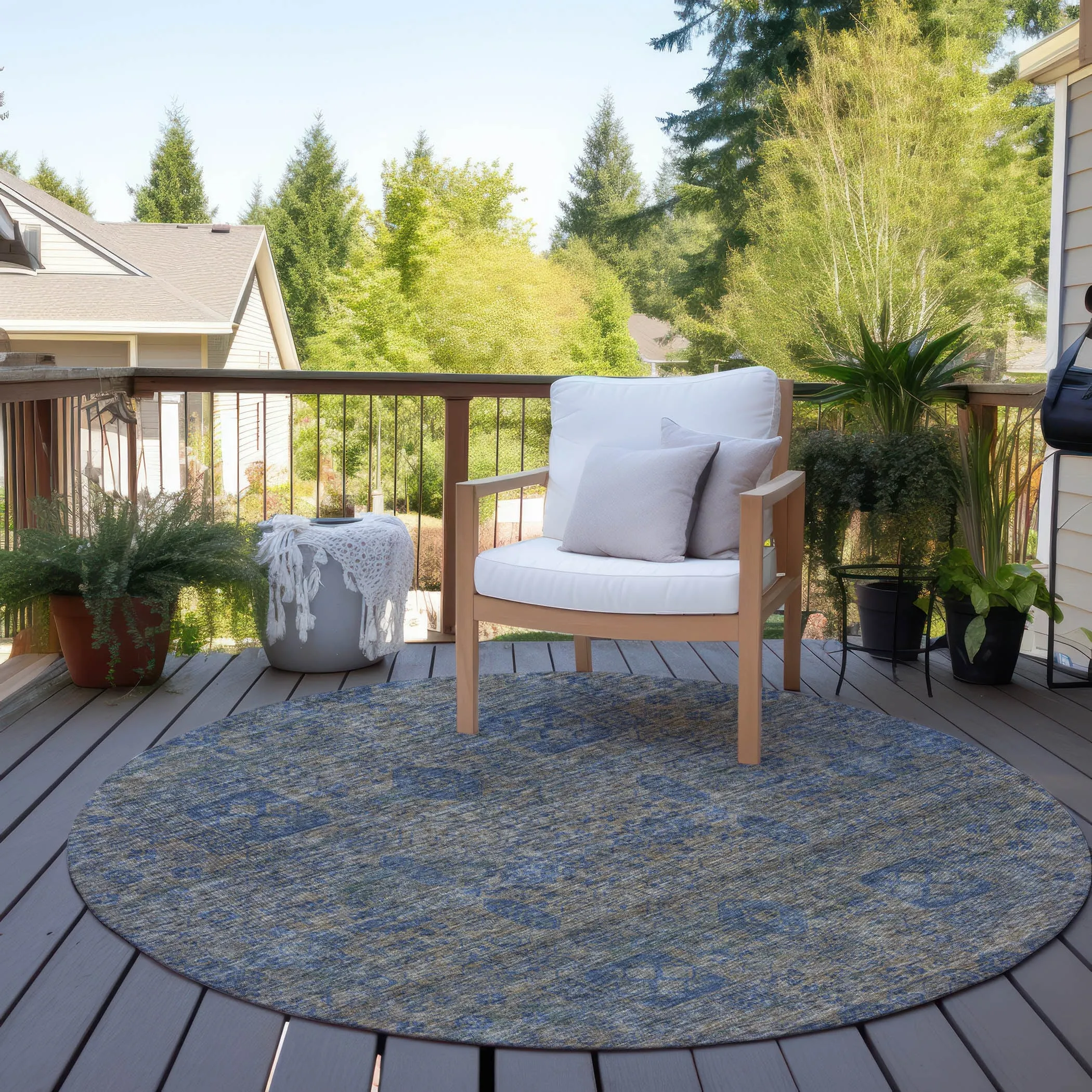 Machine Washable Indoor/ Outdoor Chantille Traditional Vintage Rug