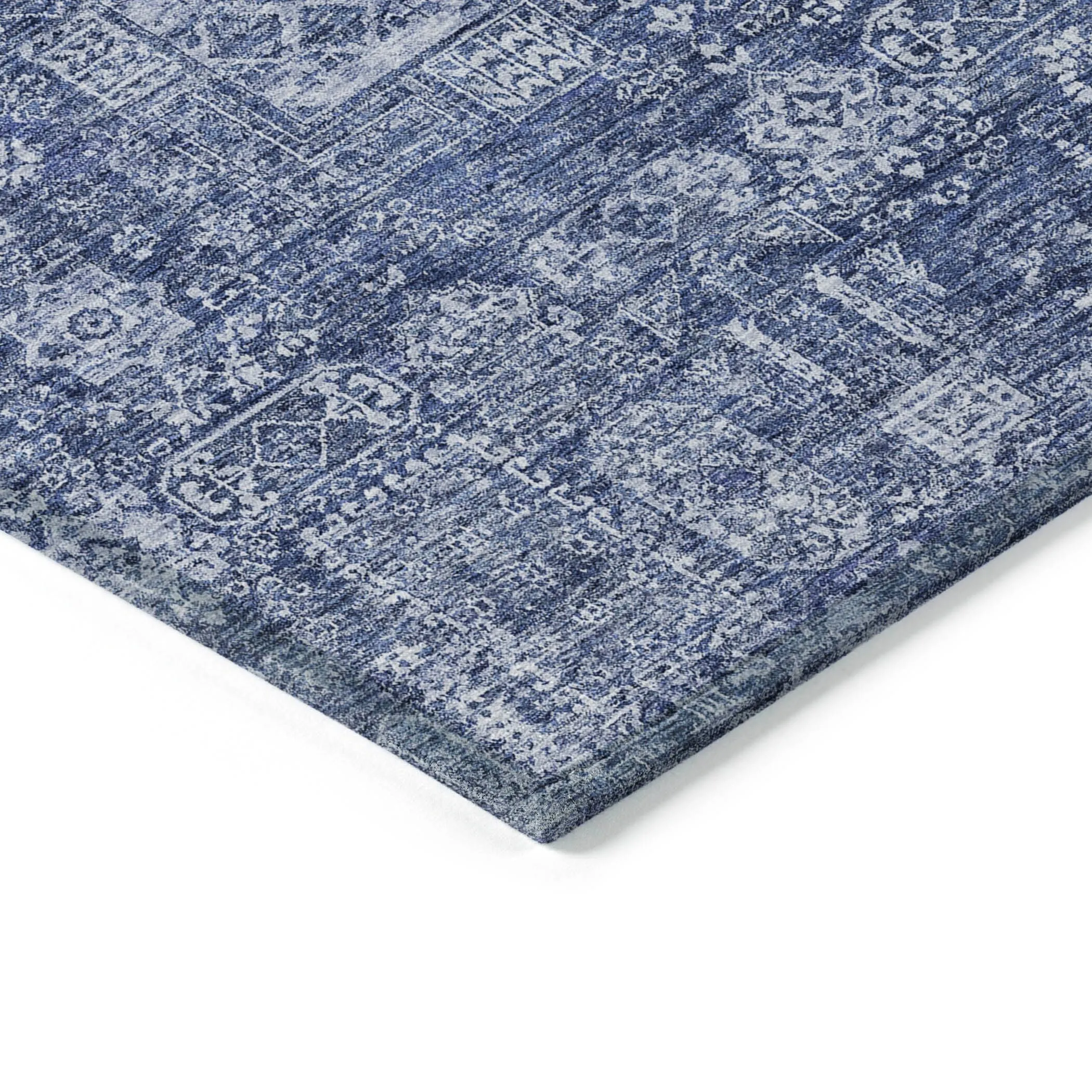 Machine Washable Indoor/ Outdoor Chantille Traditional Vintage Rug