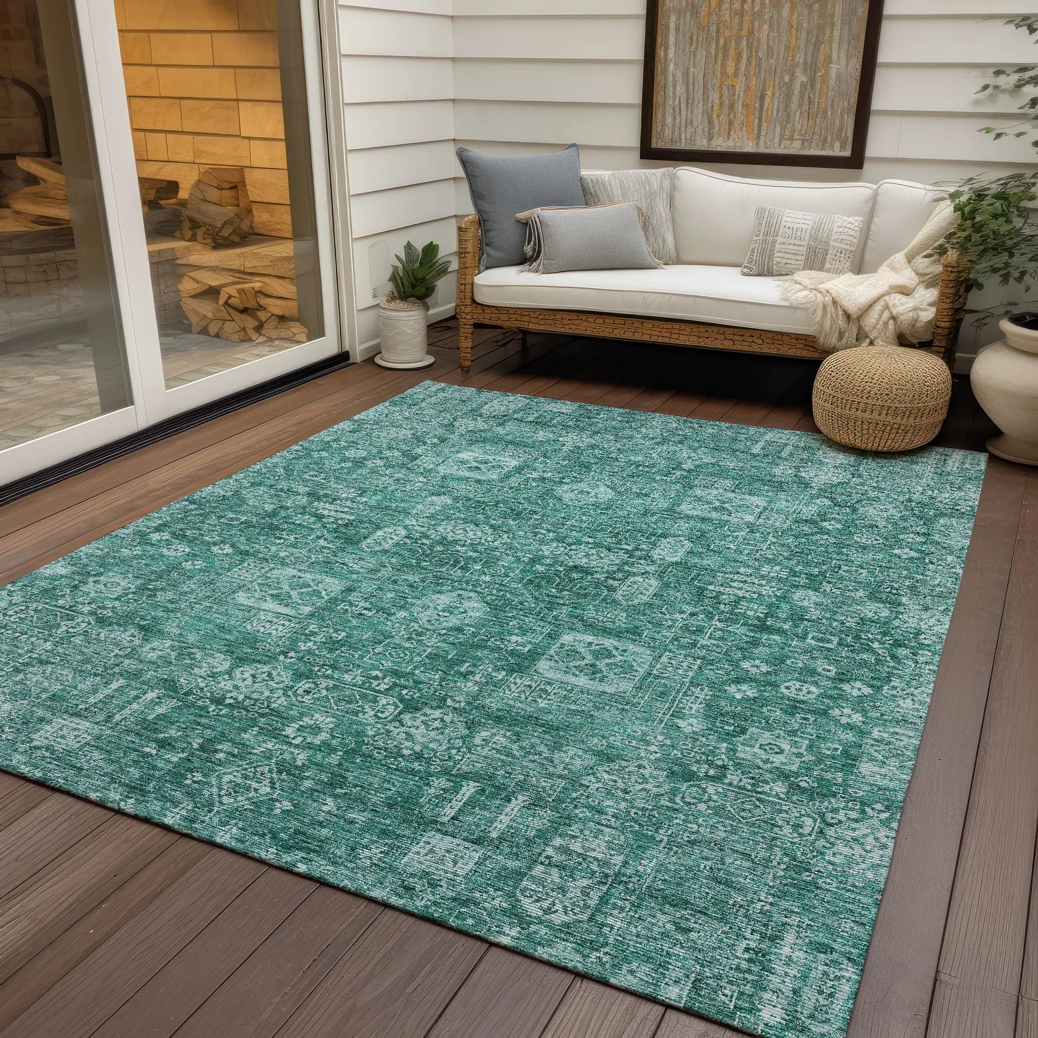 Machine Washable Indoor/ Outdoor Chantille Traditional Vintage Rug
