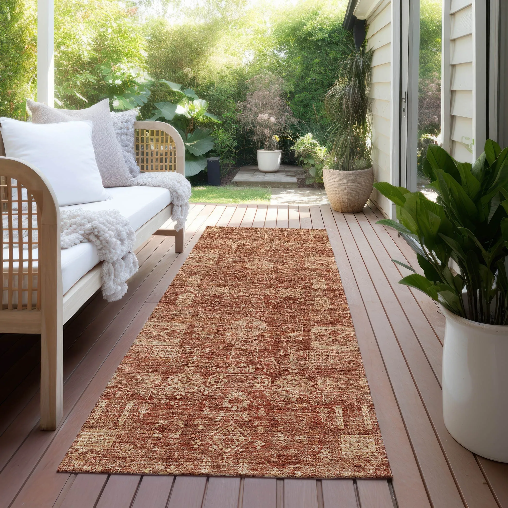 Machine Washable Indoor/ Outdoor Chantille Traditional Vintage Rug