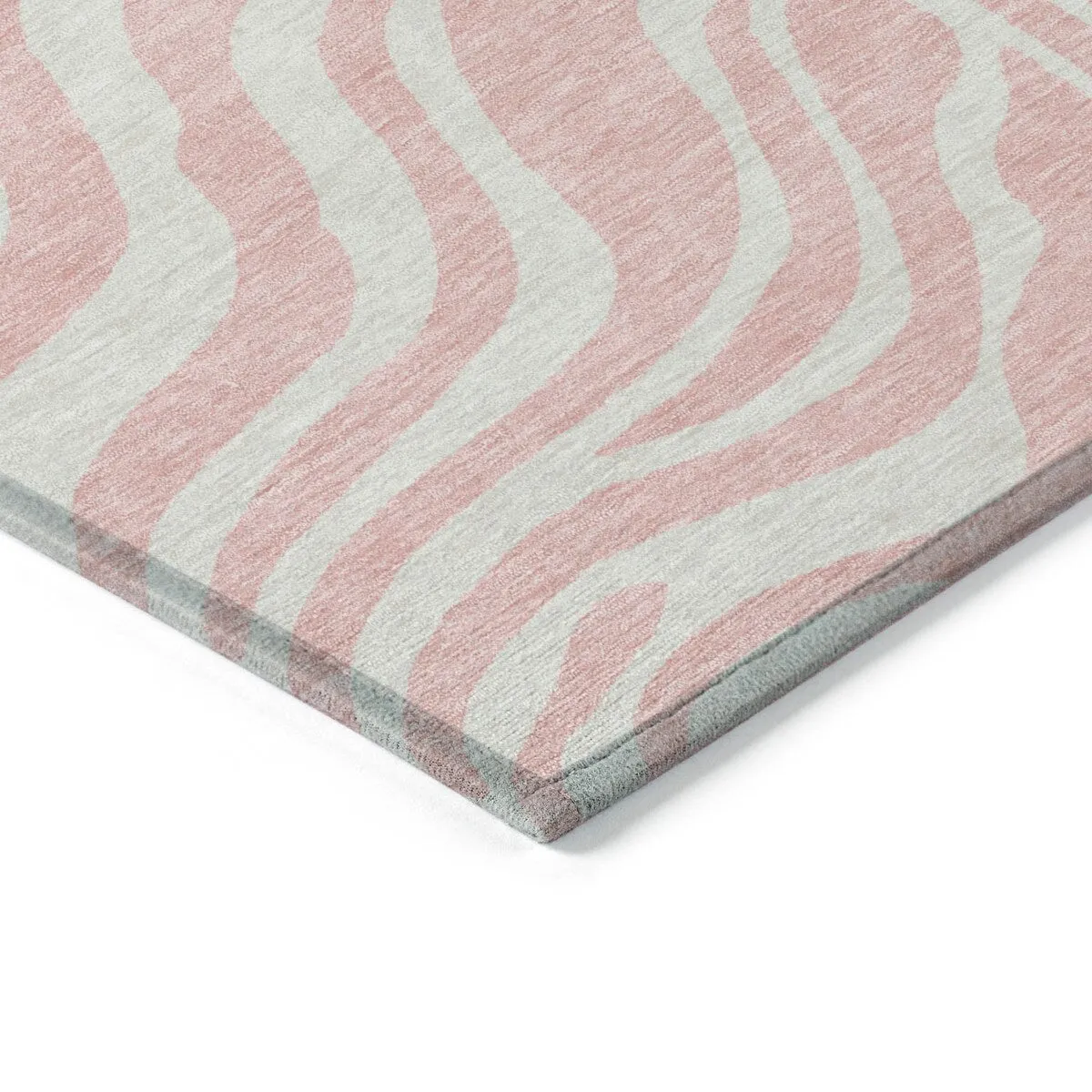 Machine Washable Indoor/ Outdoor Modern Animal Print Chantille Rug
