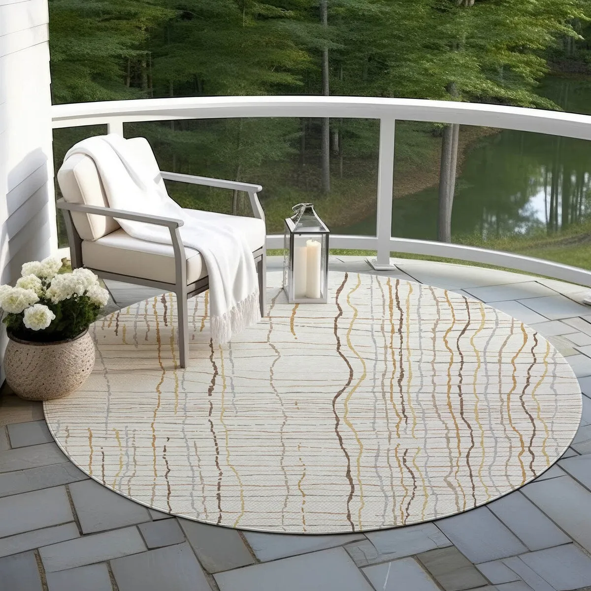 Machine Washable Indoor/ Outdoor Modern Century Chantille Rug