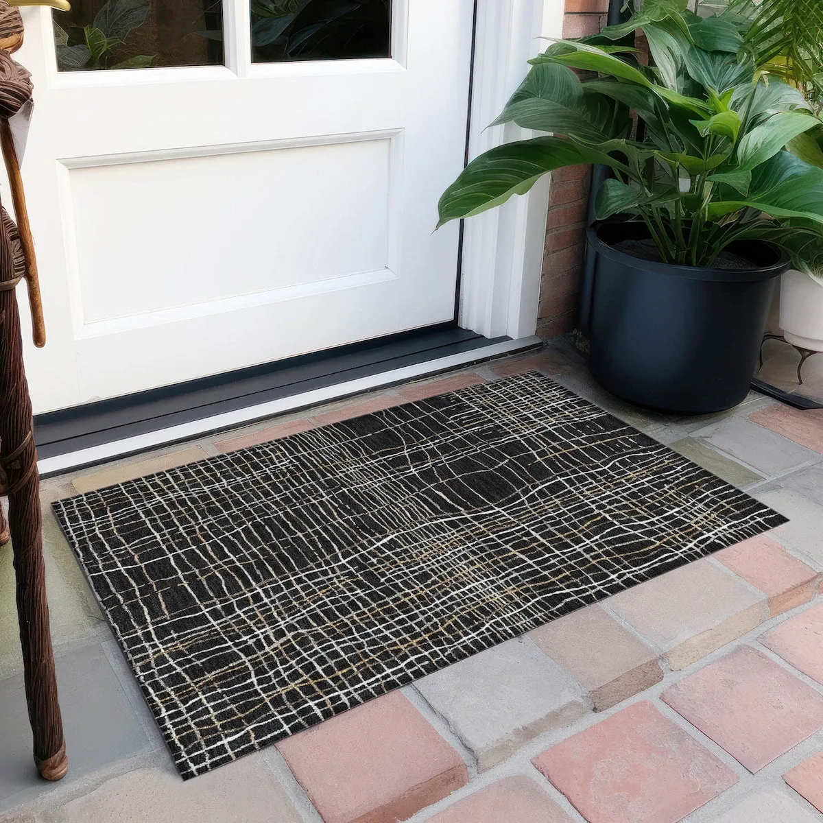 Machine Washable Indoor/ Outdoor Modern Century Chantille Rug