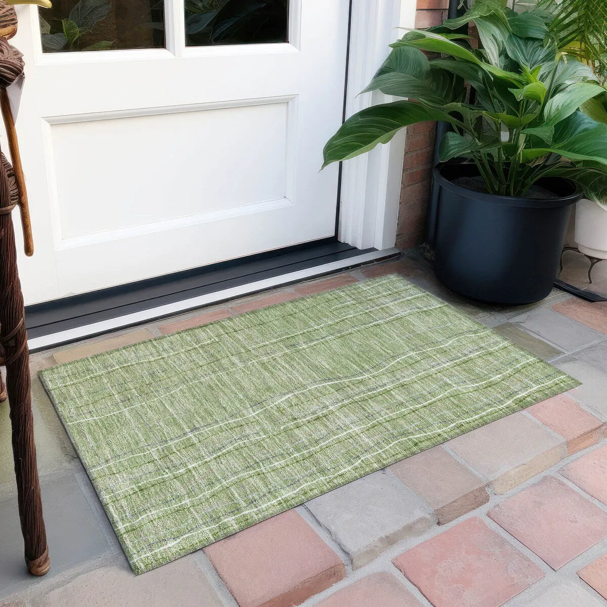 Machine Washable Indoor/ Outdoor Modern Century Chantille Rug