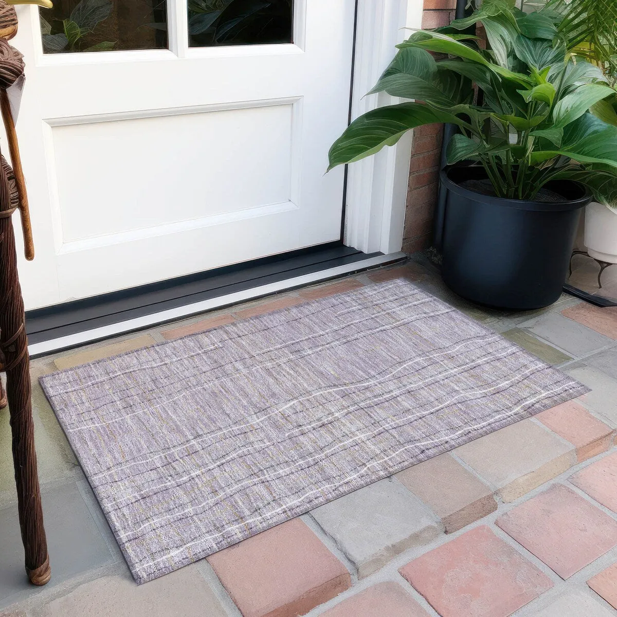 Machine Washable Indoor/ Outdoor Modern Century Chantille Rug