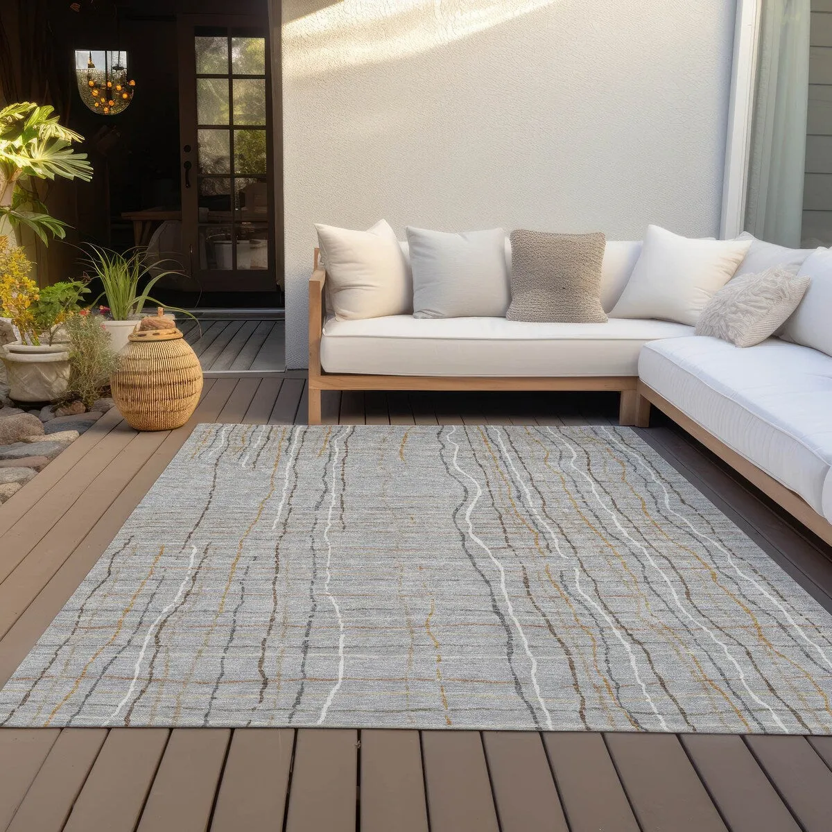 Machine Washable Indoor/ Outdoor Modern Century Chantille Rug