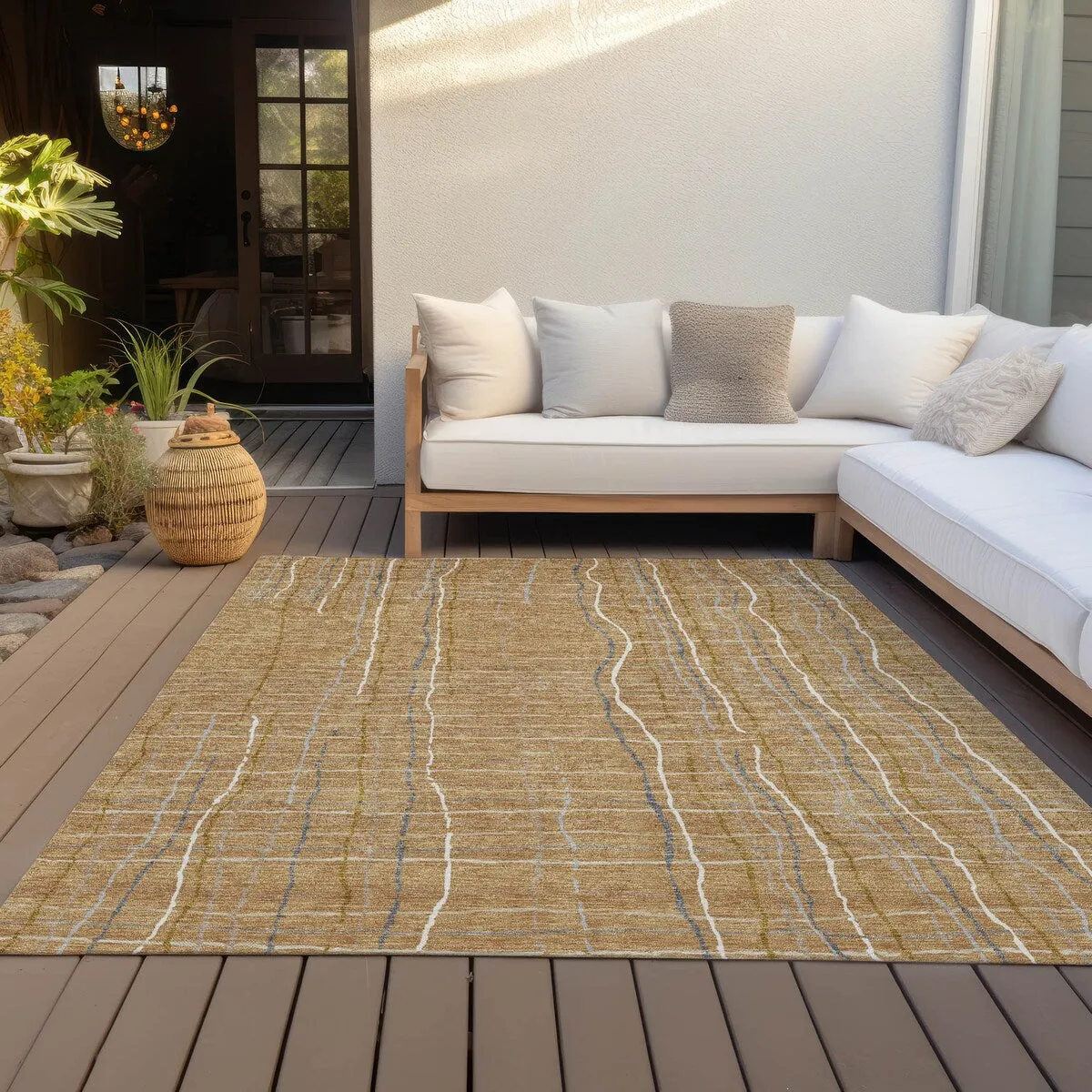 Machine Washable Indoor/ Outdoor Modern Century Chantille Rug