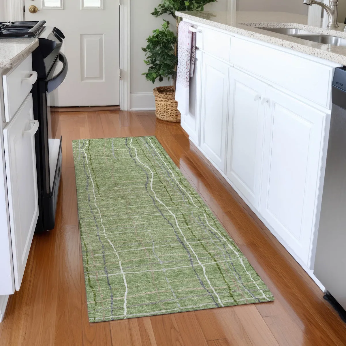 Machine Washable Indoor/ Outdoor Modern Century Chantille Rug