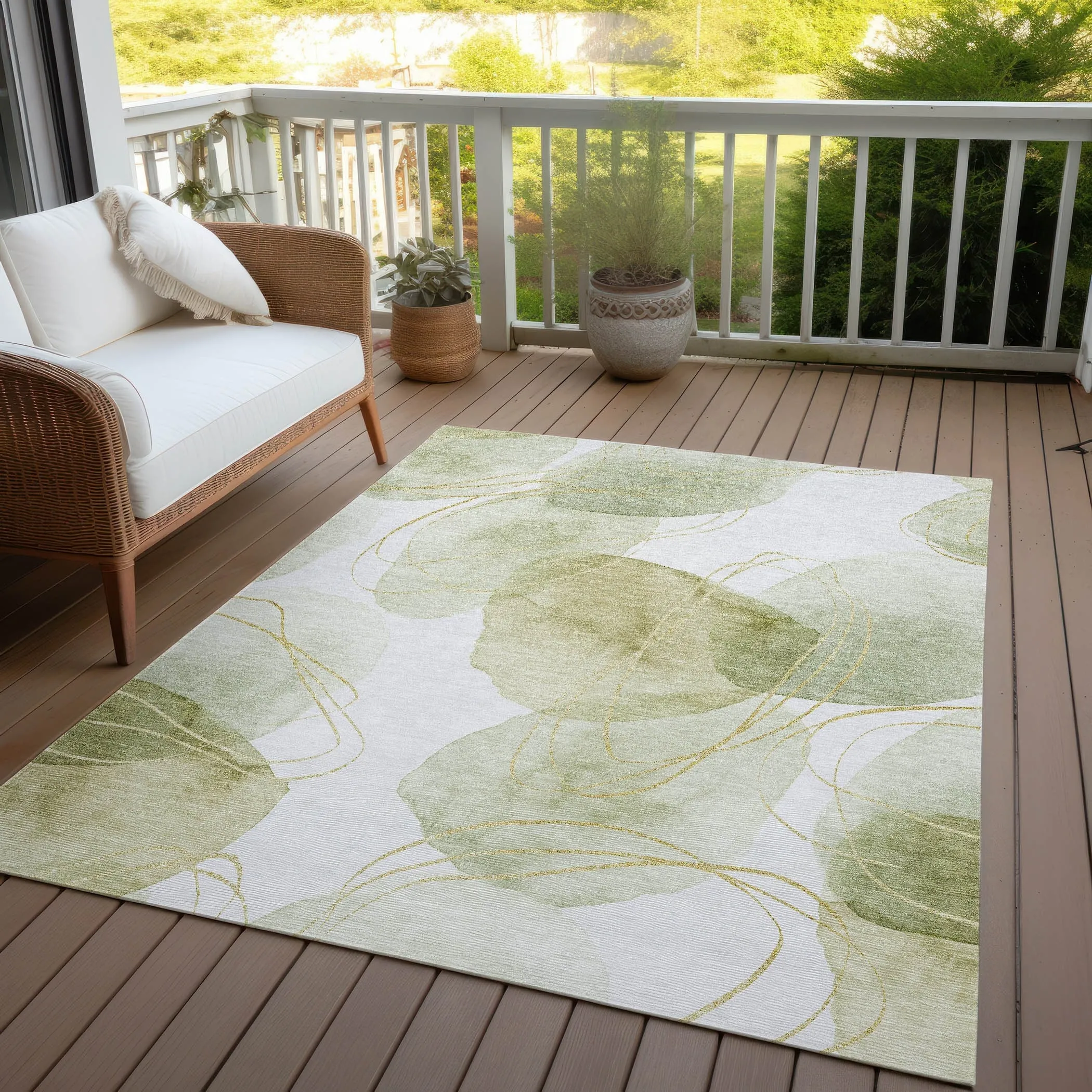 Machine Washable Indoor/ Outdoor Modern Circles Chantille Rug