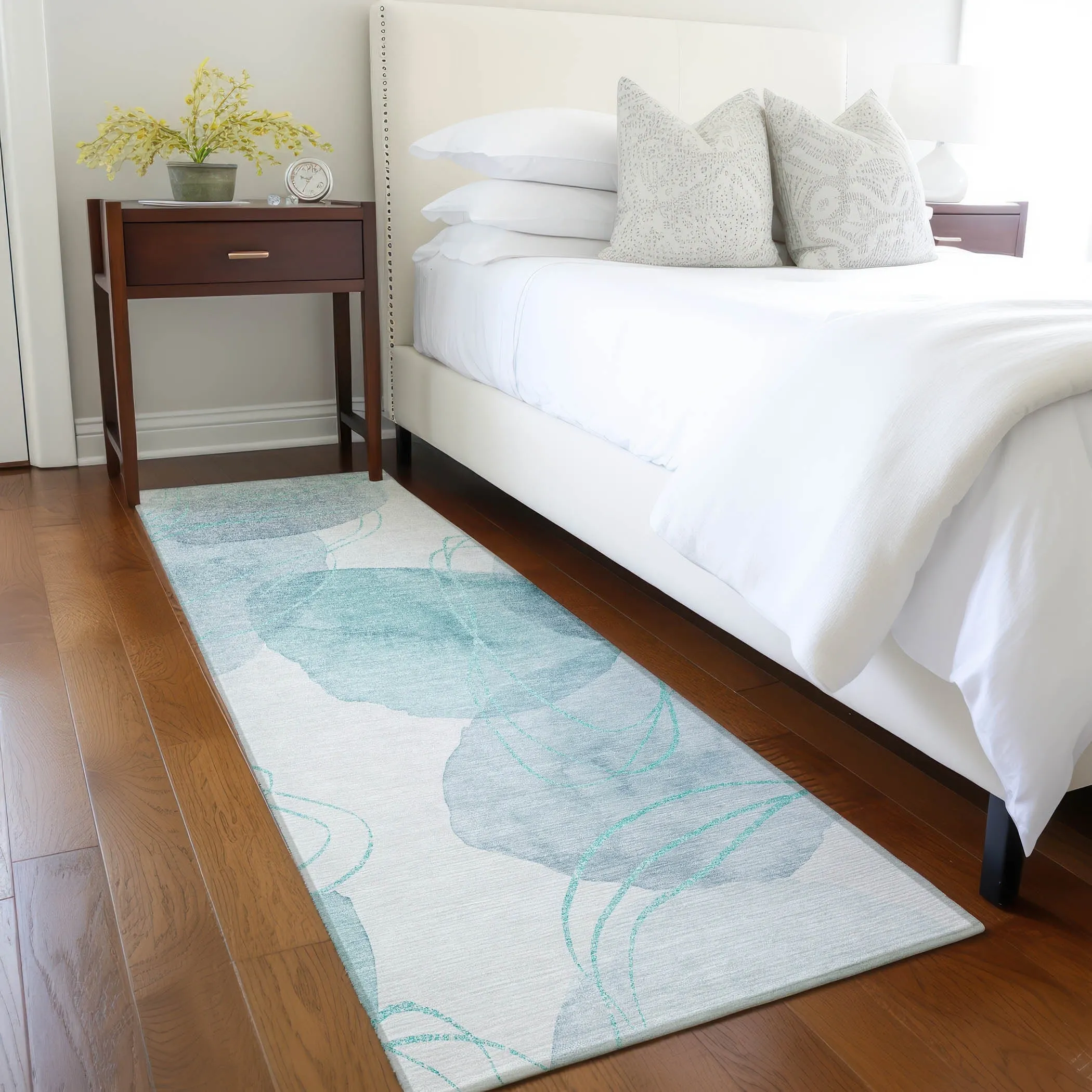 Machine Washable Indoor/ Outdoor Modern Circles Chantille Rug