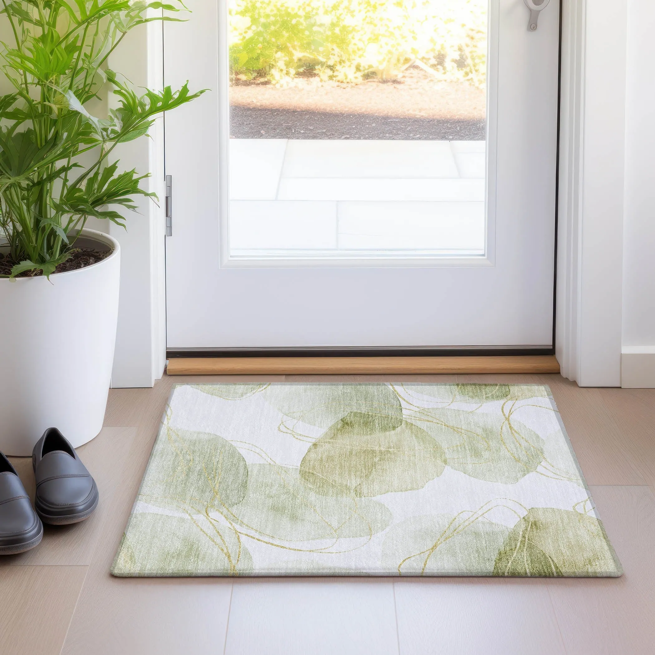Machine Washable Indoor/ Outdoor Modern Circles Chantille Rug