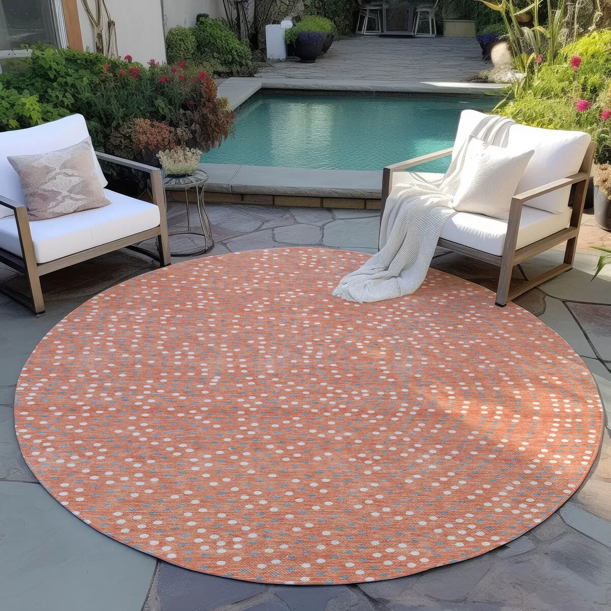 Machine Washable Indoor/ Outdoor Modern Dotty Chantille Rug
