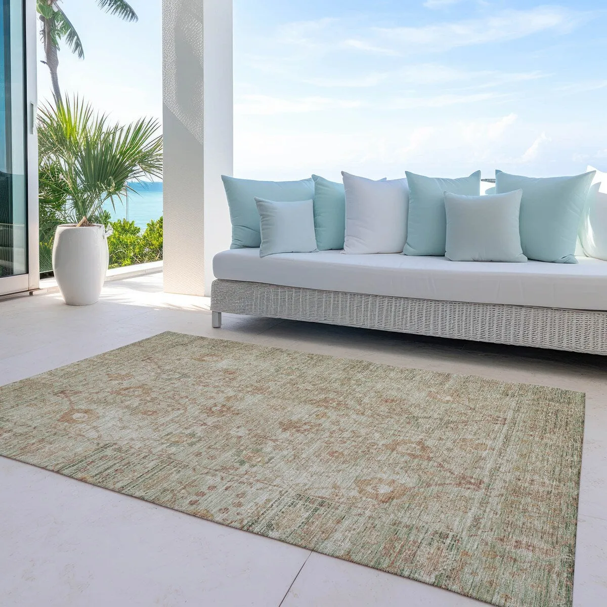 Machine Washable Indoor/ Outdoor Vintage Traditional Chantille Rug