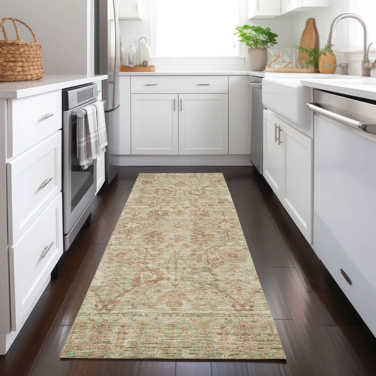 Machine Washable Indoor/ Outdoor Vintage Traditional Chantille Rug