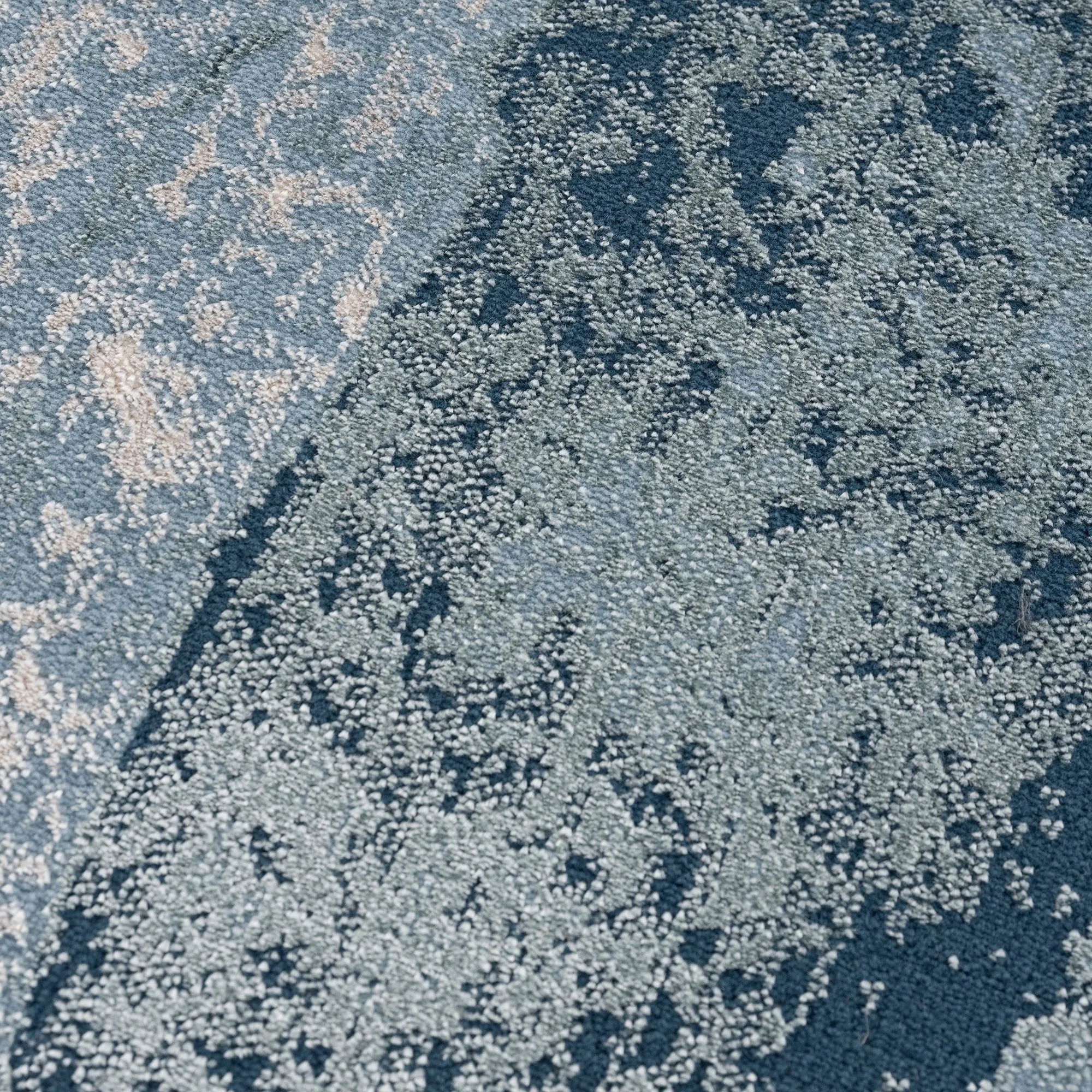 Madison Park Kathryn Blue Abstract Wave Area Rug