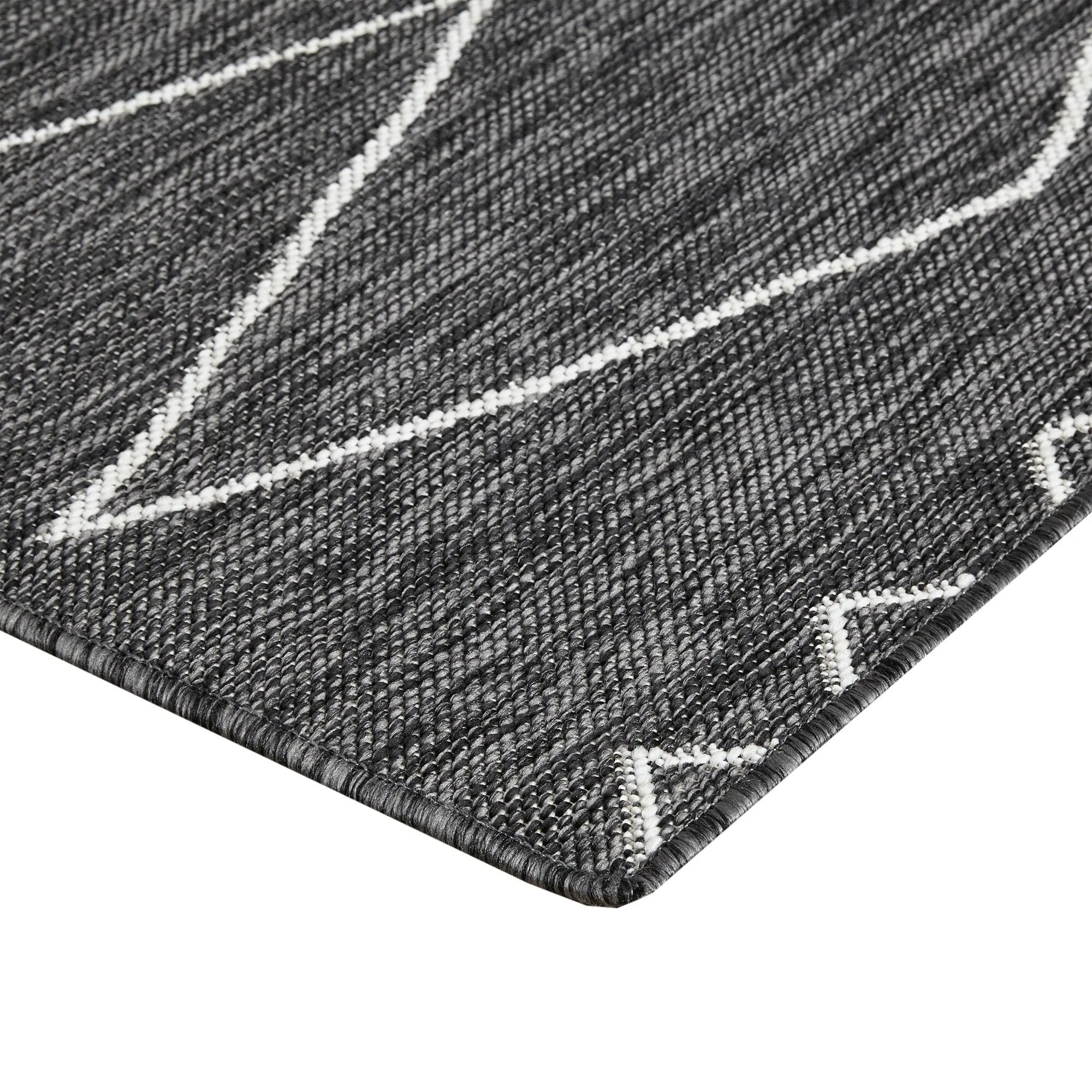 Madison Park Maya Grey/ White Moroccan Indoor/Outdoor Rug