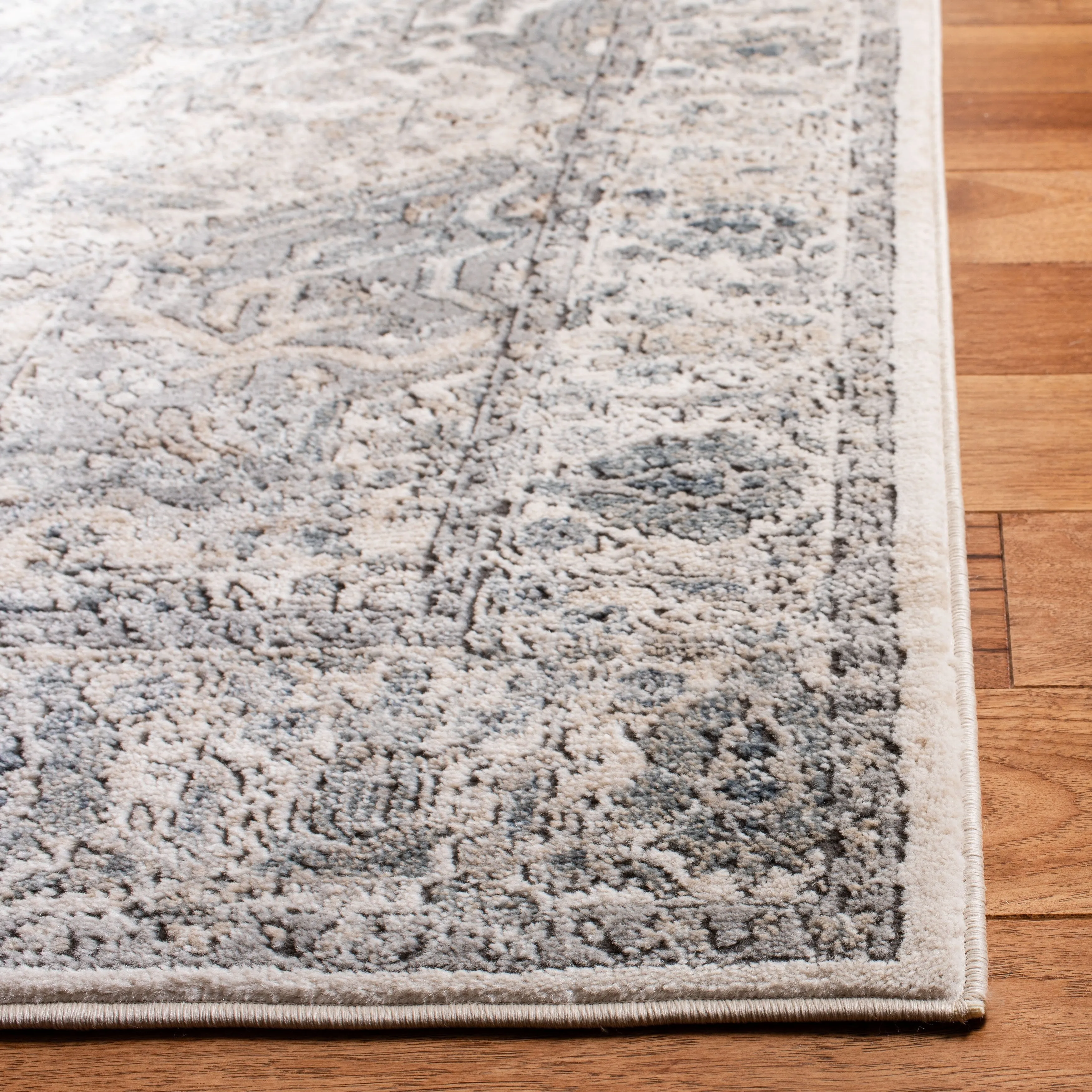 Martha Stewart by SAFAVIEH Abramina Vintage Rug