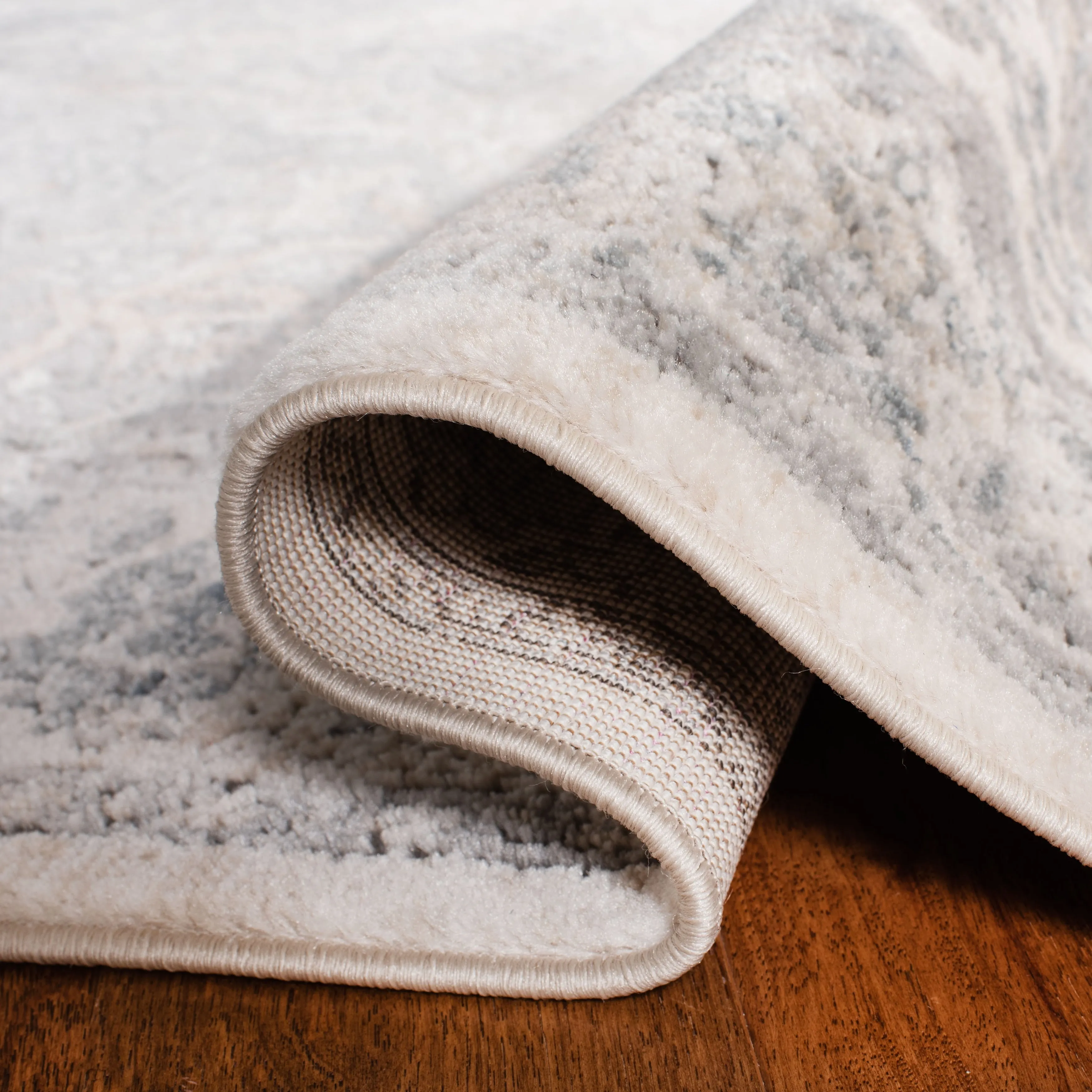 Martha Stewart by SAFAVIEH Abramina Vintage Rug