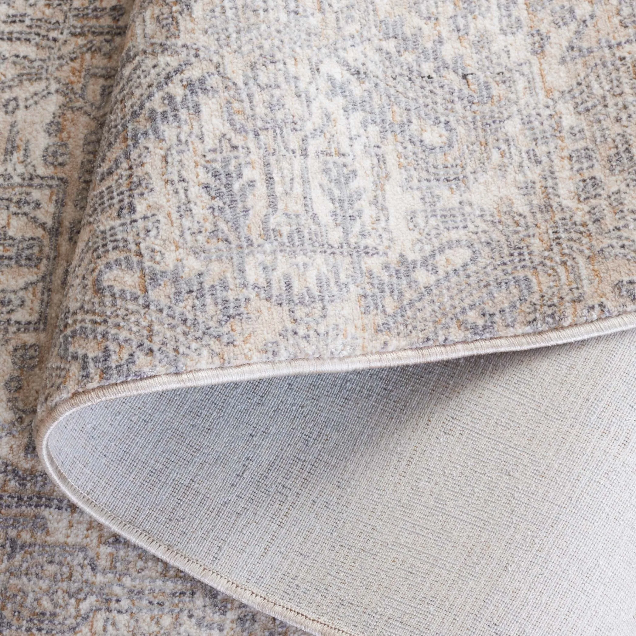 Martha Stewart by SAFAVIEH Ammaria Vintage Rug - Light Grey/Beige - 2' 6 x 10'