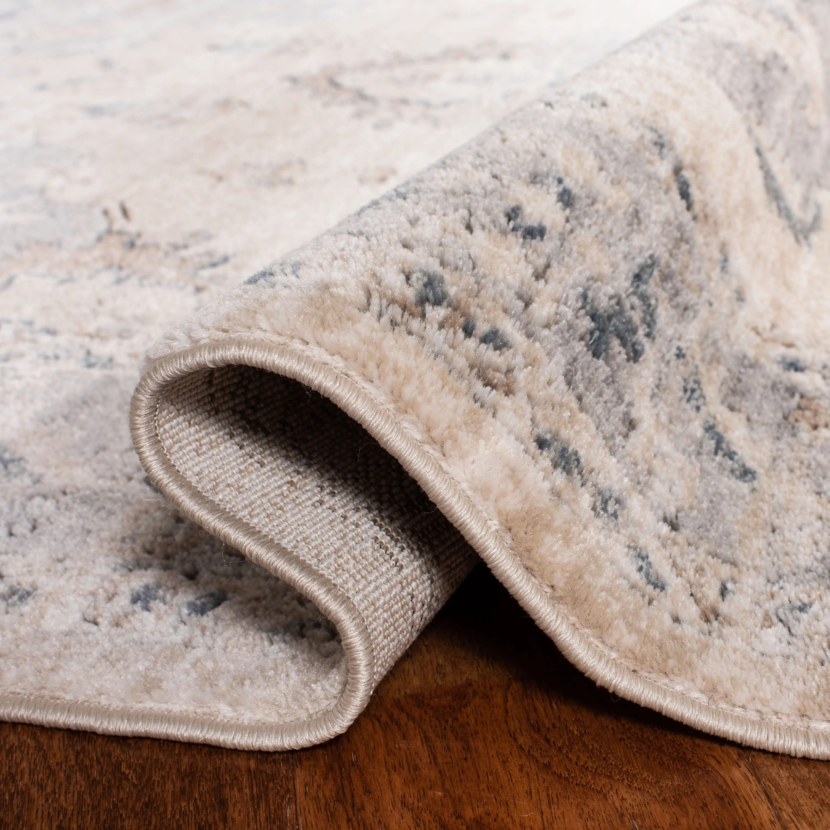 Martha Stewart by SAFAVIEH Hikariko Vintage Rug