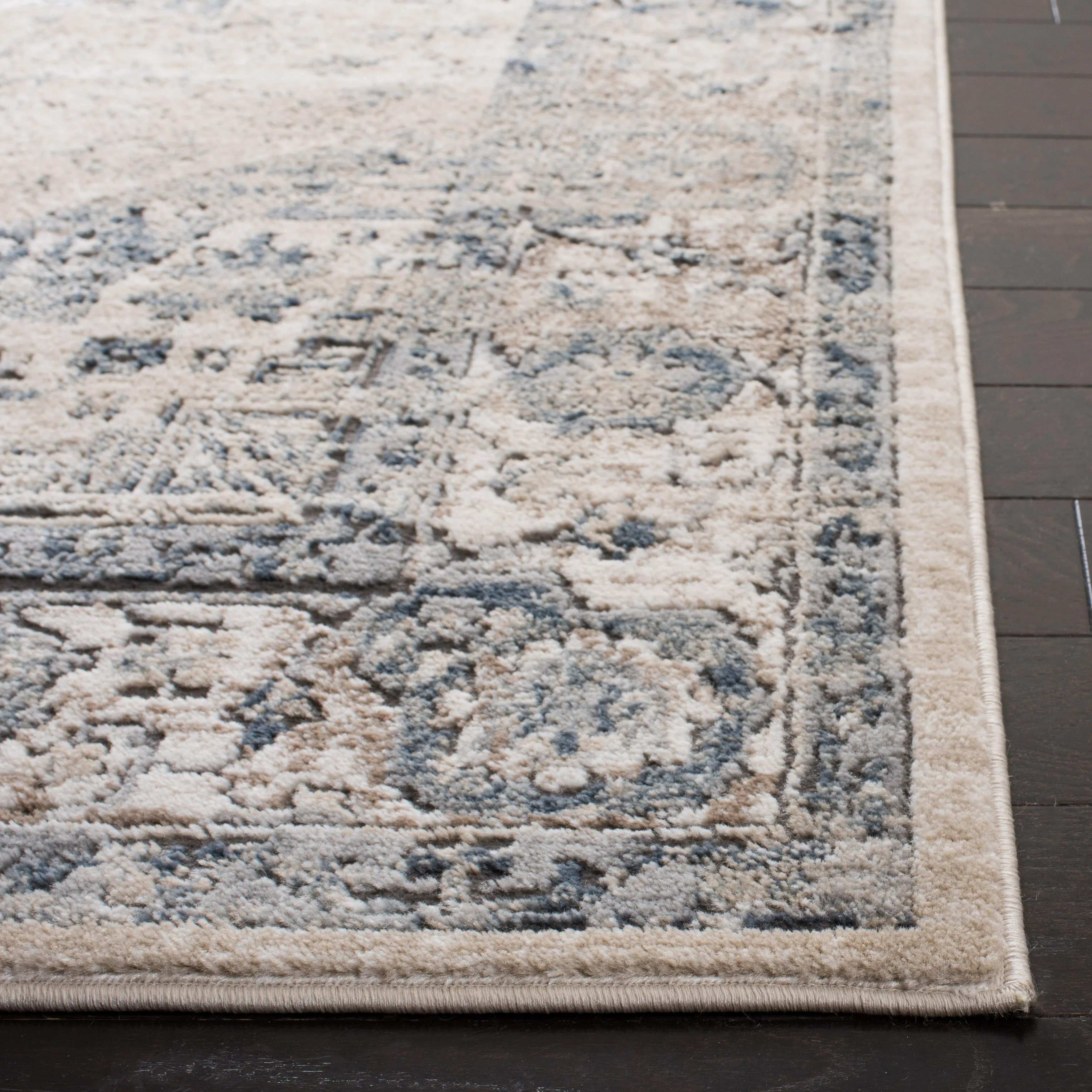 Martha Stewart by SAFAVIEH Maurilia Vintage Rug
