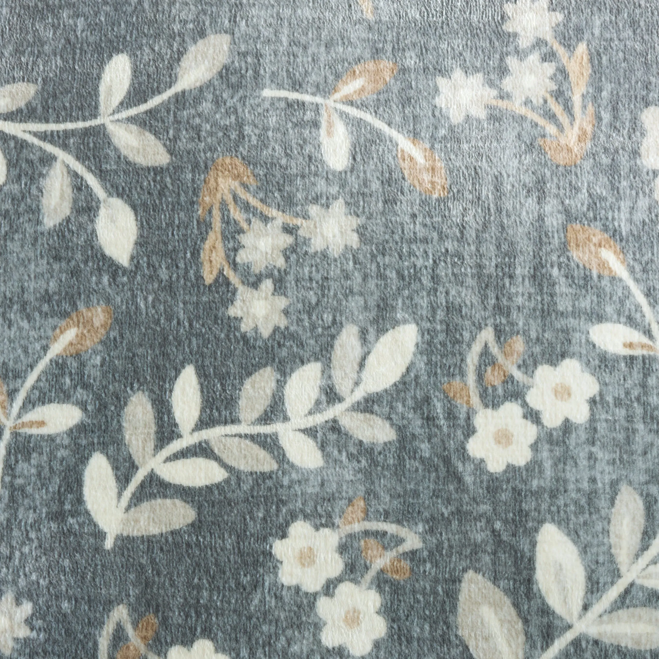 Martha Stewart Nysrete Machine Washable & Slip Resistant Rug