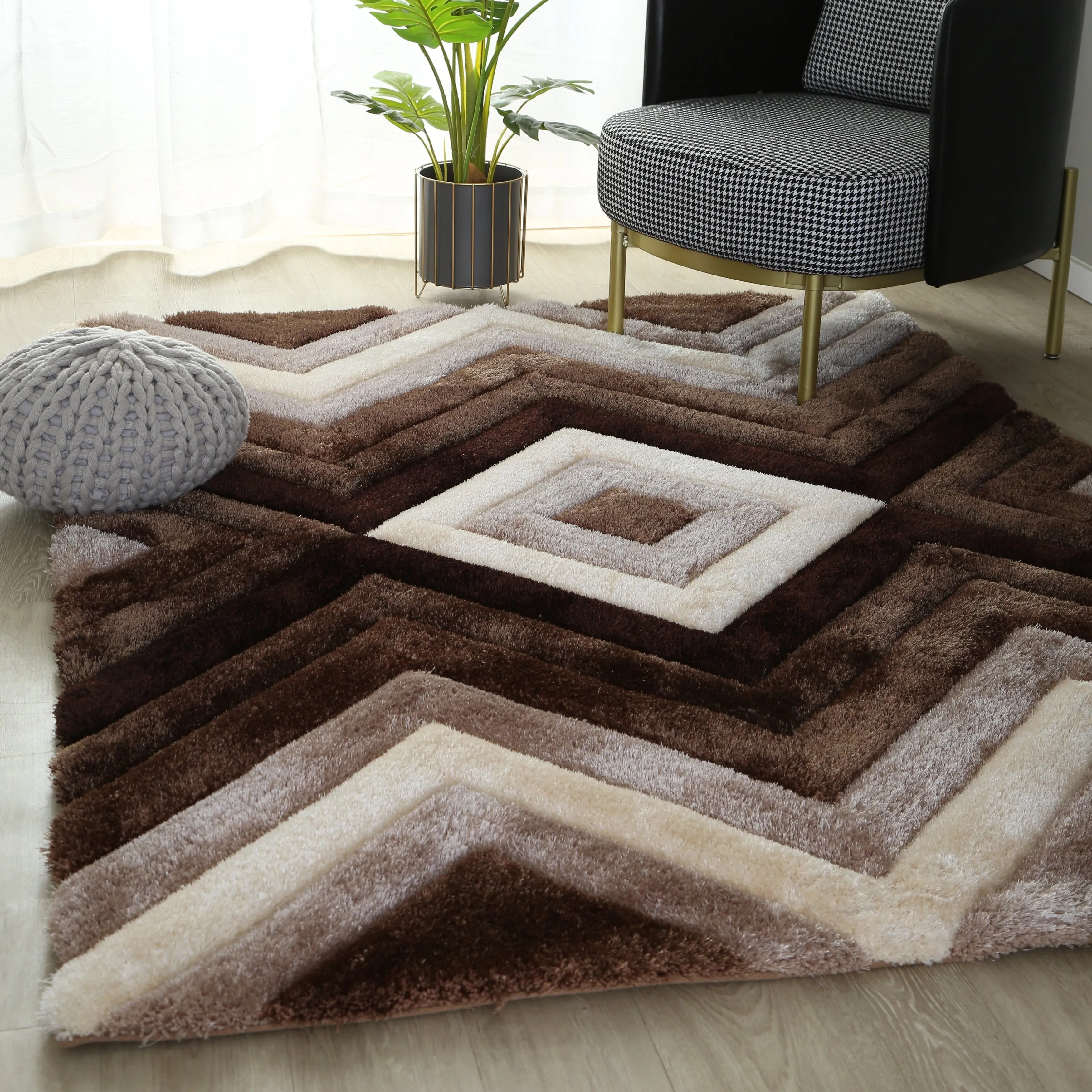 Mateos Shag Collection Geometric Area Rug