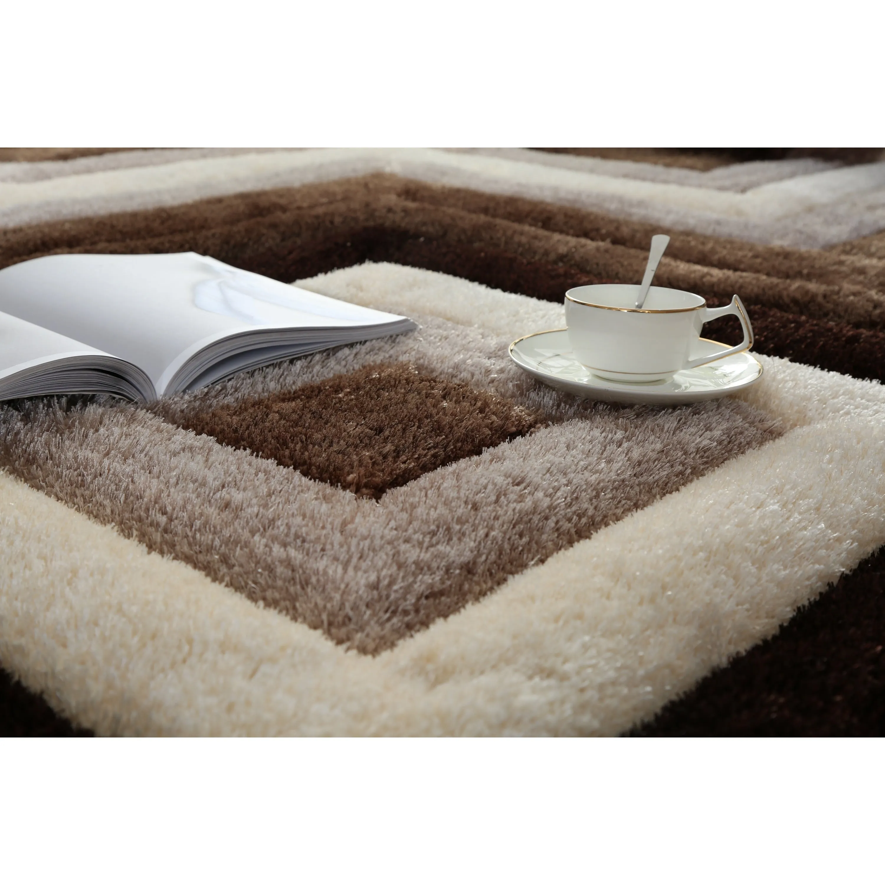 Mateos Shag Collection Geometric Area Rug