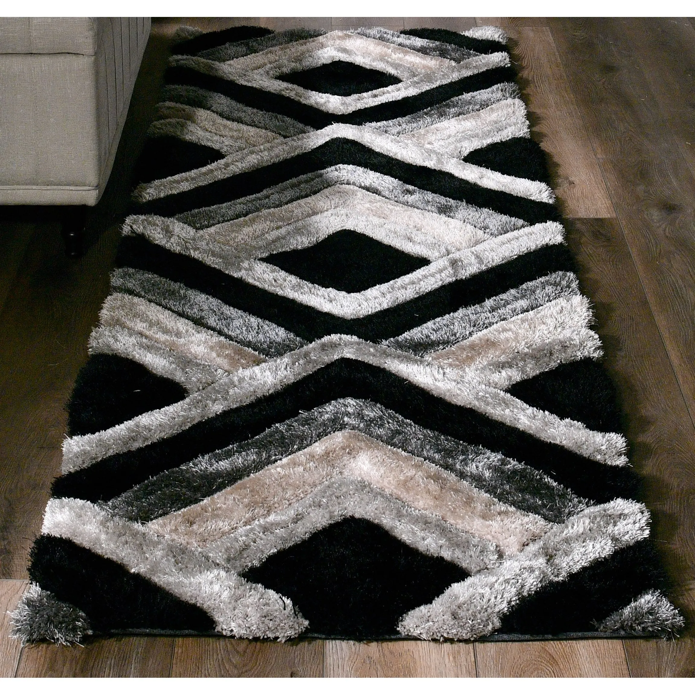 Mateos Shag Collection Grey/Beige/Black Area Rug