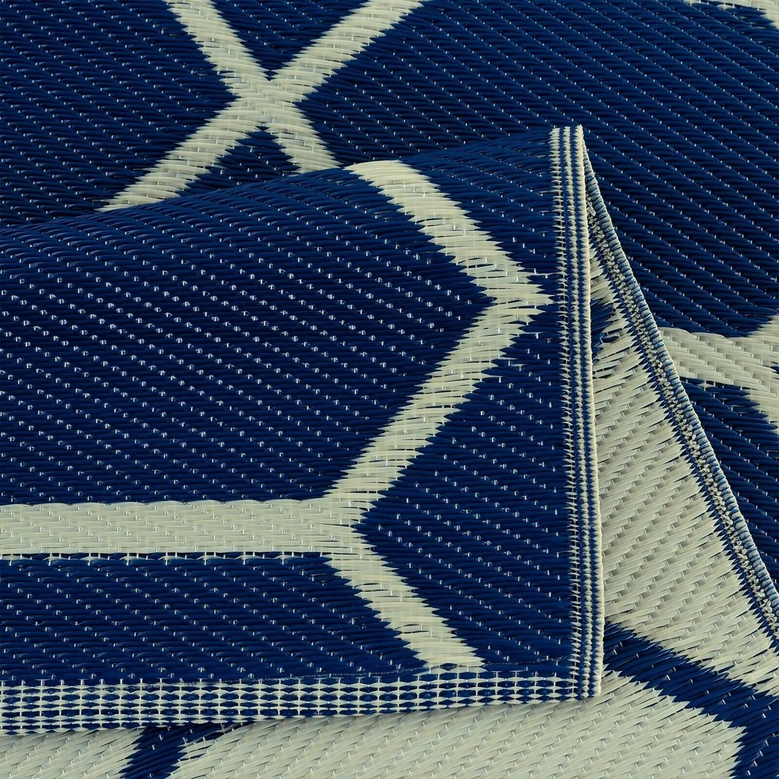 Miami Design 100% Eco-friendly Lightweight Plastic Outdoor Mat/Rug