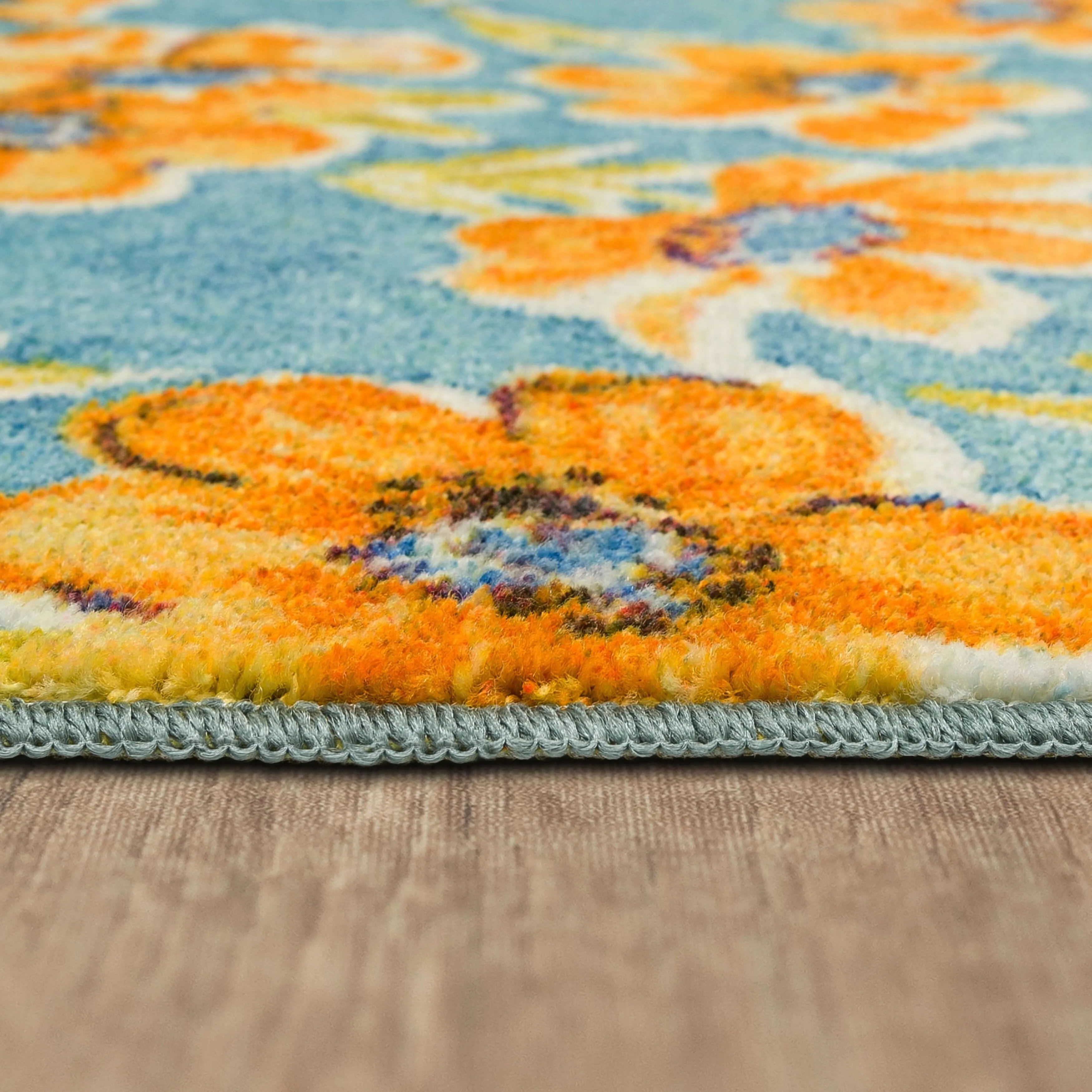 Mohawk Home Orange Blossom Holiday Accent Kitchen Mat