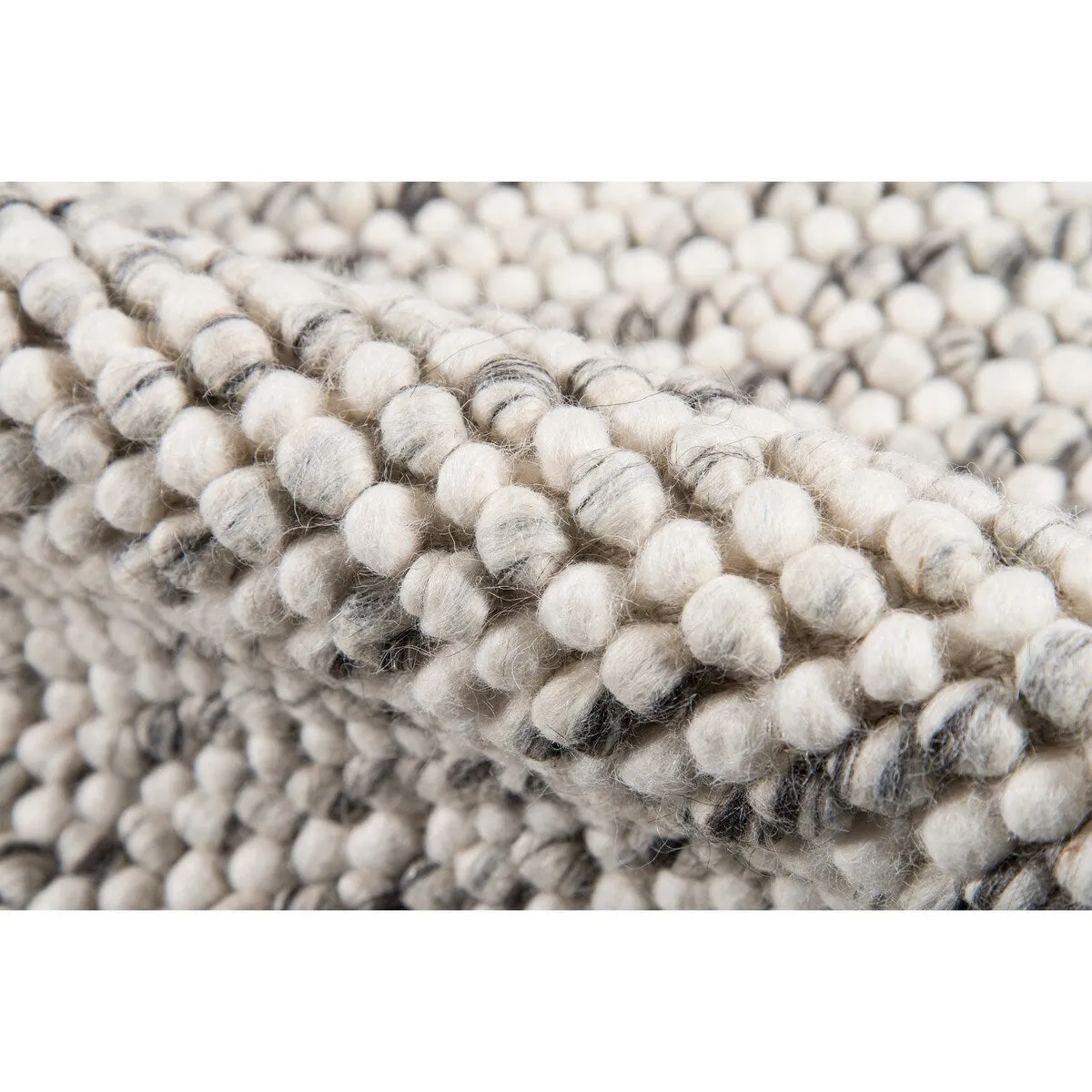 Momeni Andes Hand-woven Ivory Wool/Viscose Area Rug