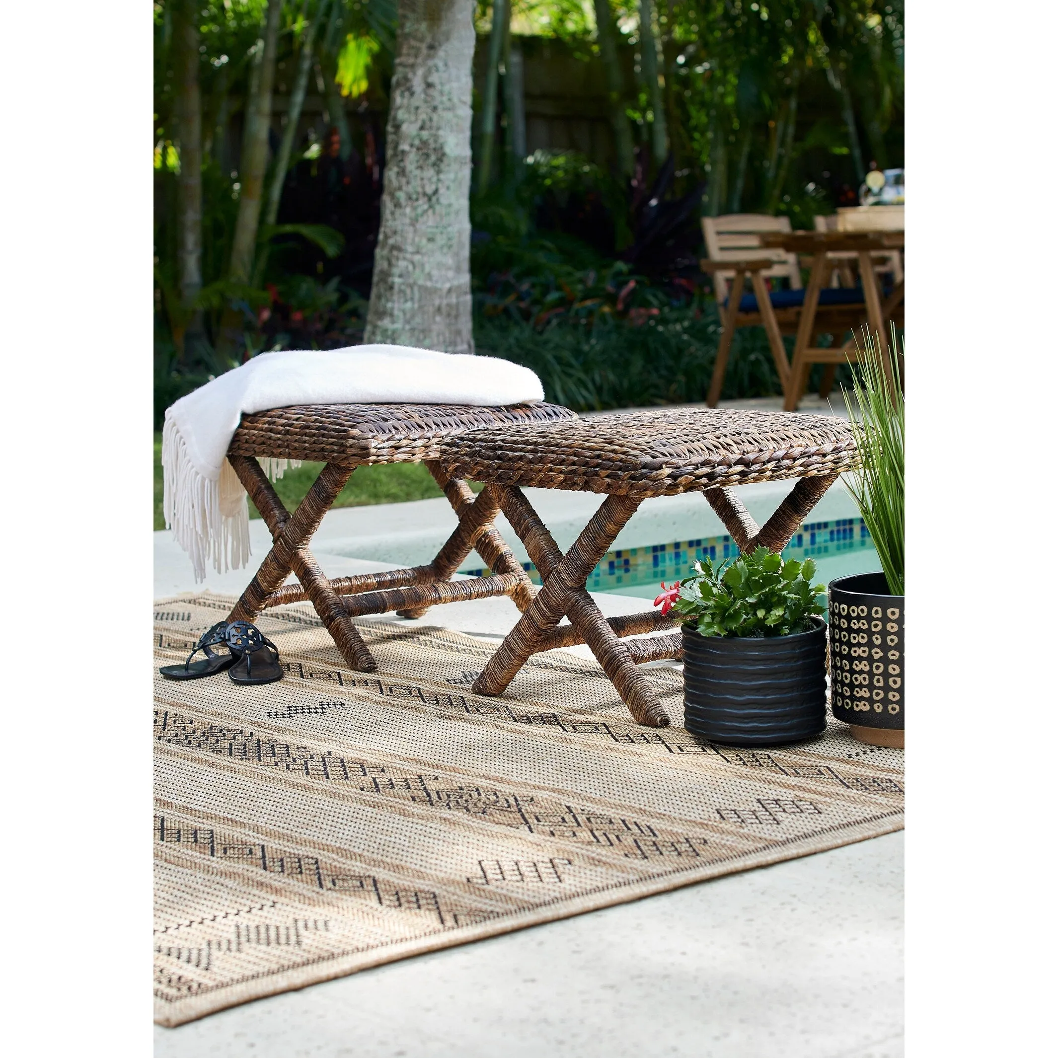 Momeni Hampton Geometric Indoor/Outdoor Area Rug