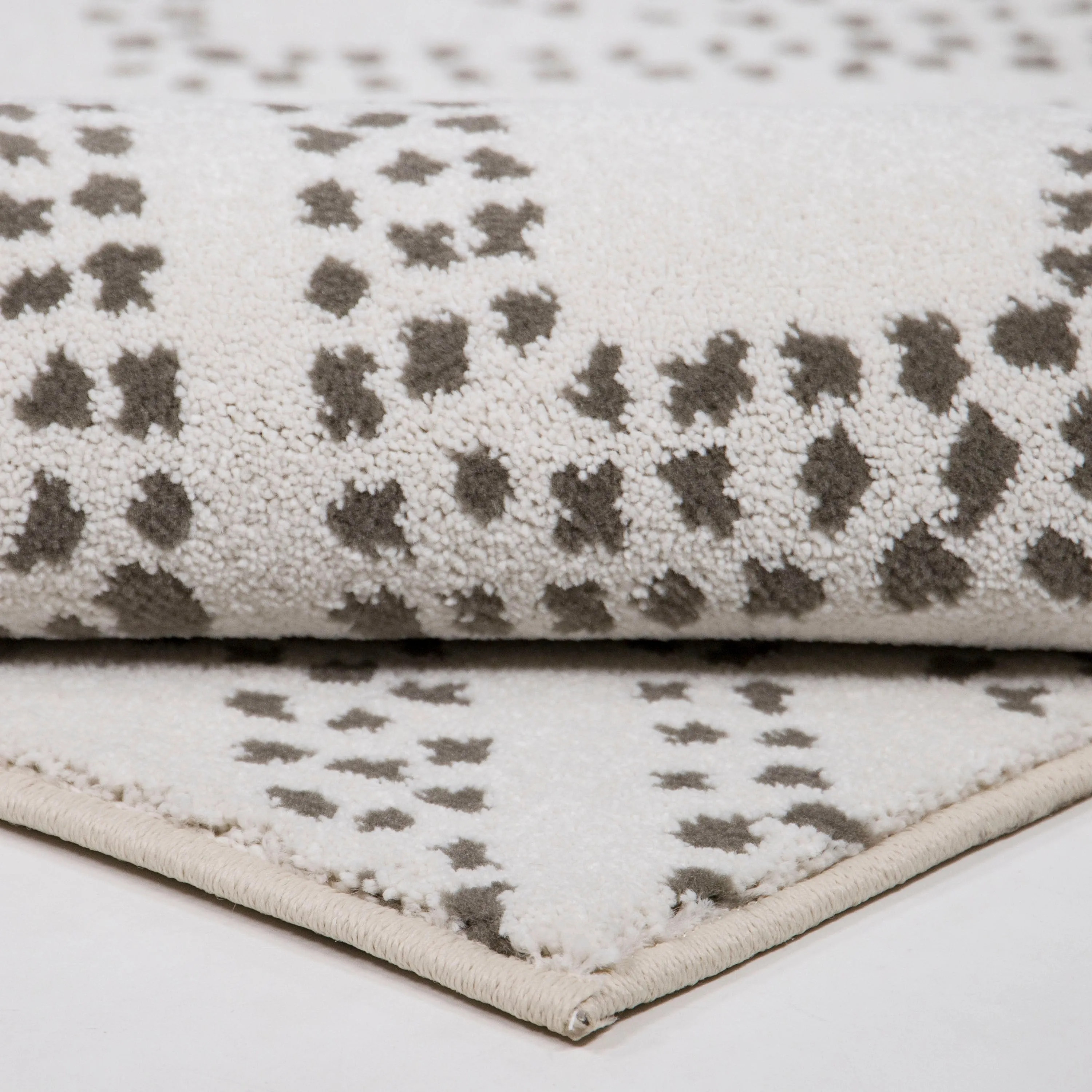 My Texas House Saltillo Natural White Floral Area Rug