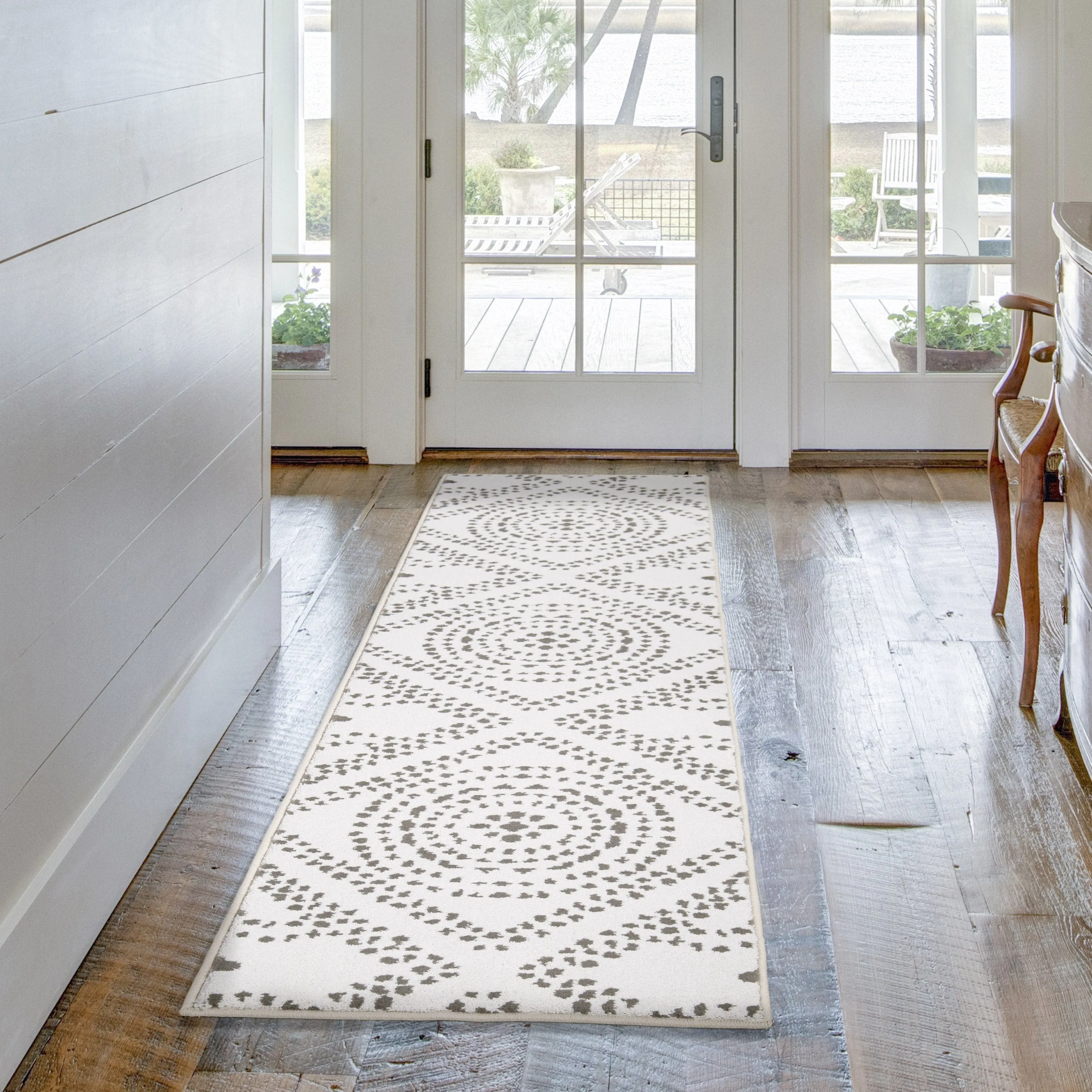 My Texas House Saltillo Natural White Floral Area Rug