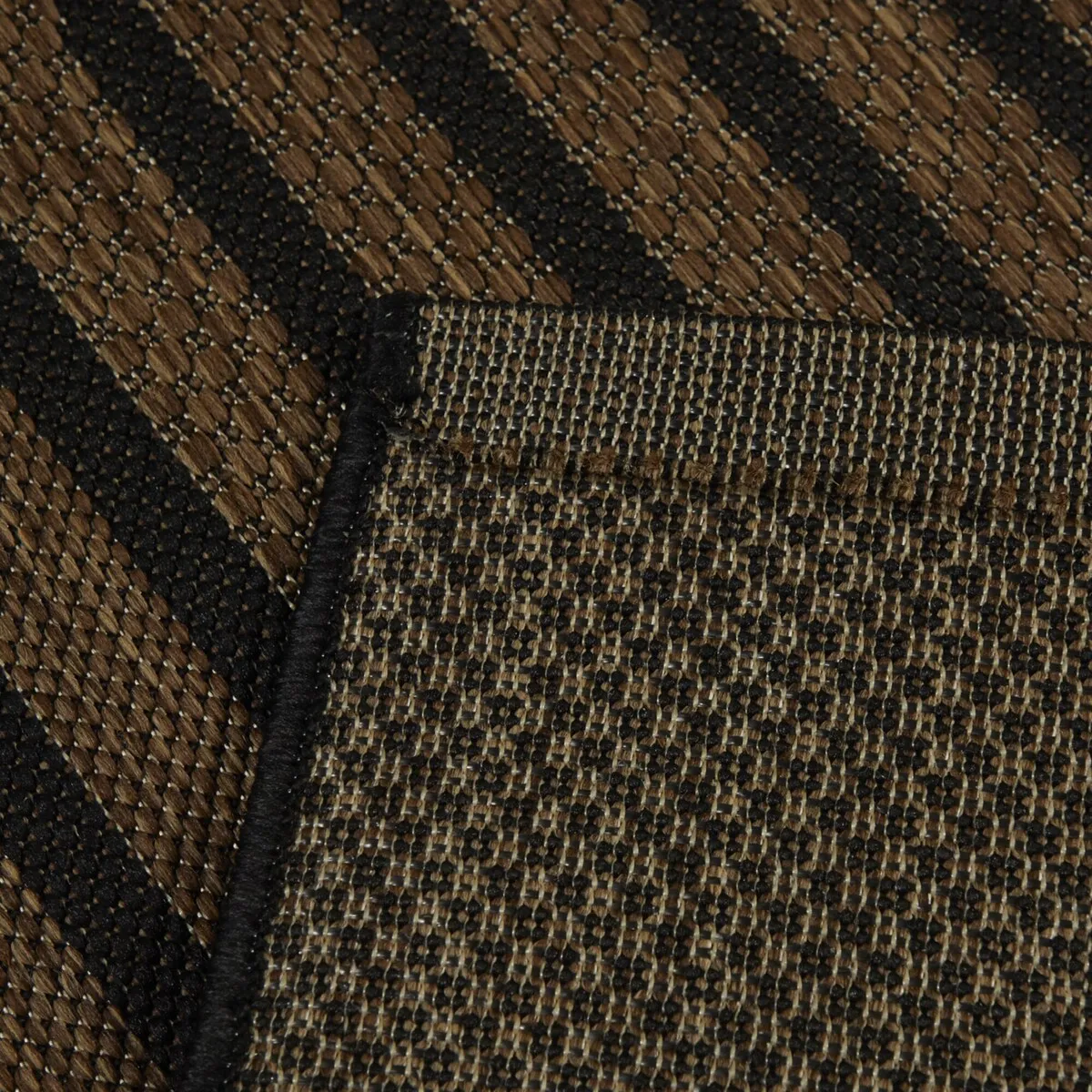 Niccolo Modern Indoor/Outdoor Area Rug