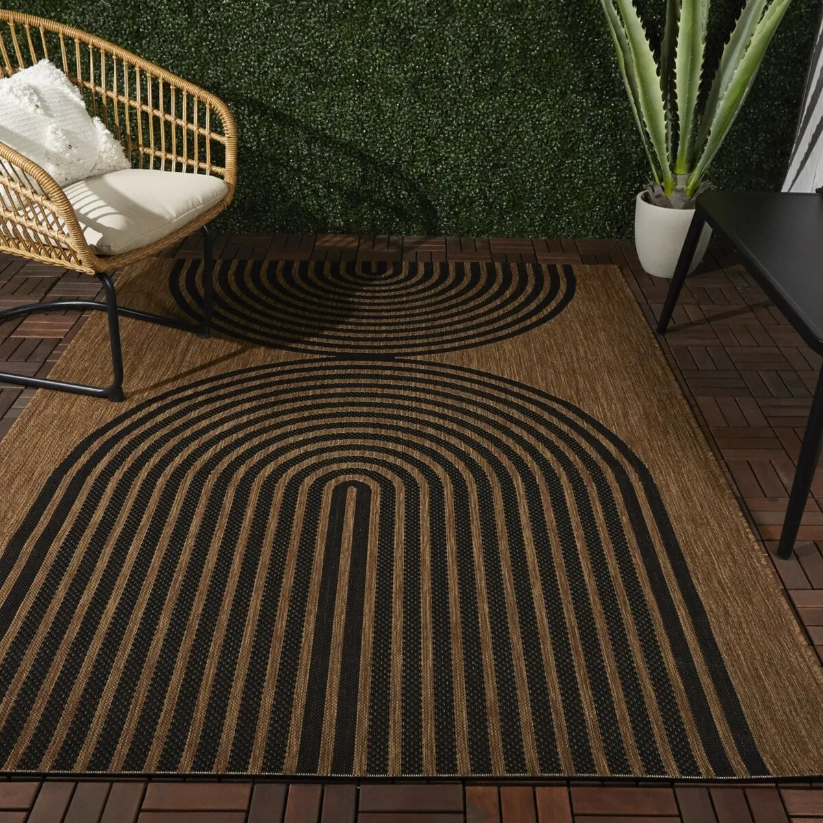 Niccolo Modern Indoor/Outdoor Area Rug