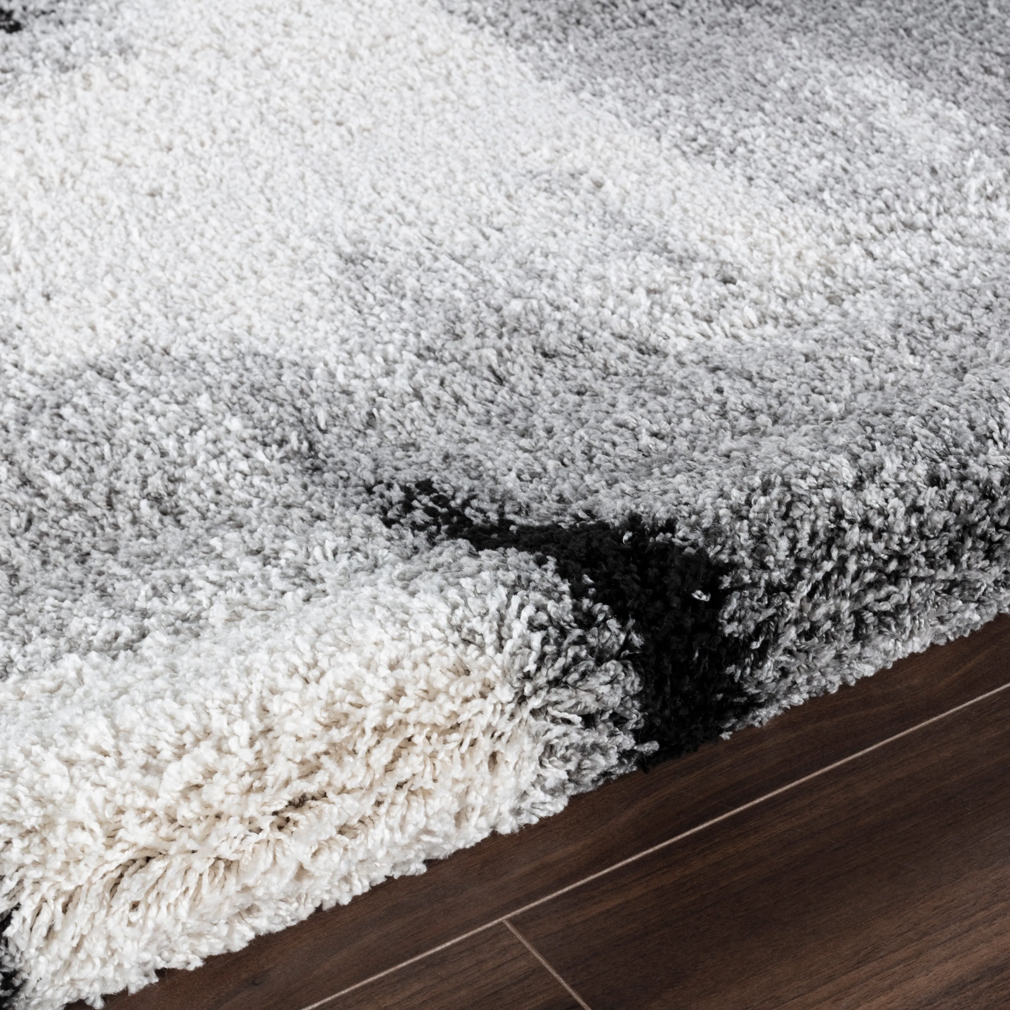 Noori Rug Lux Zara Abstract 2-Inch Shag Rug