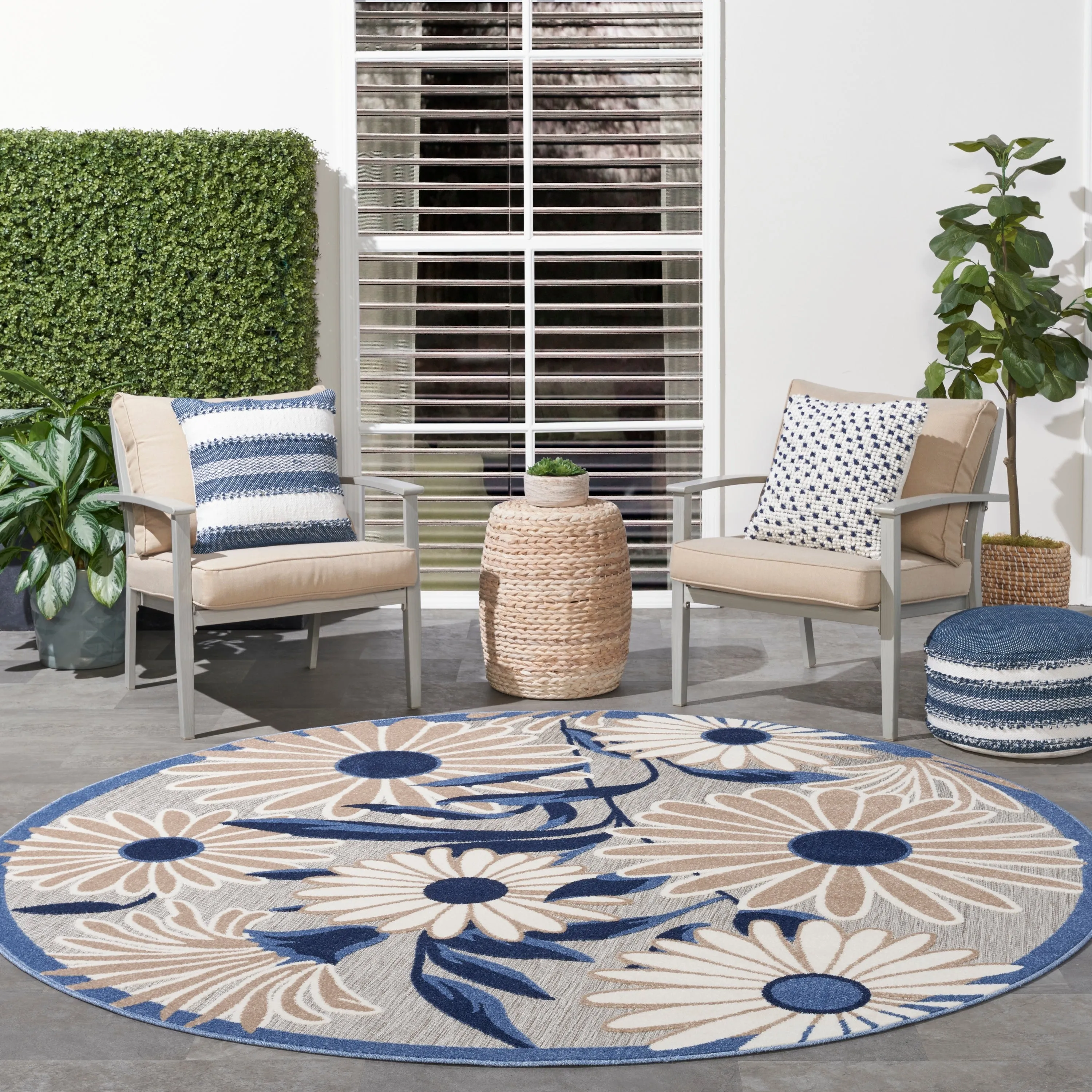 Nourison Aloha Indoor/Outdoor Floral Area Rug