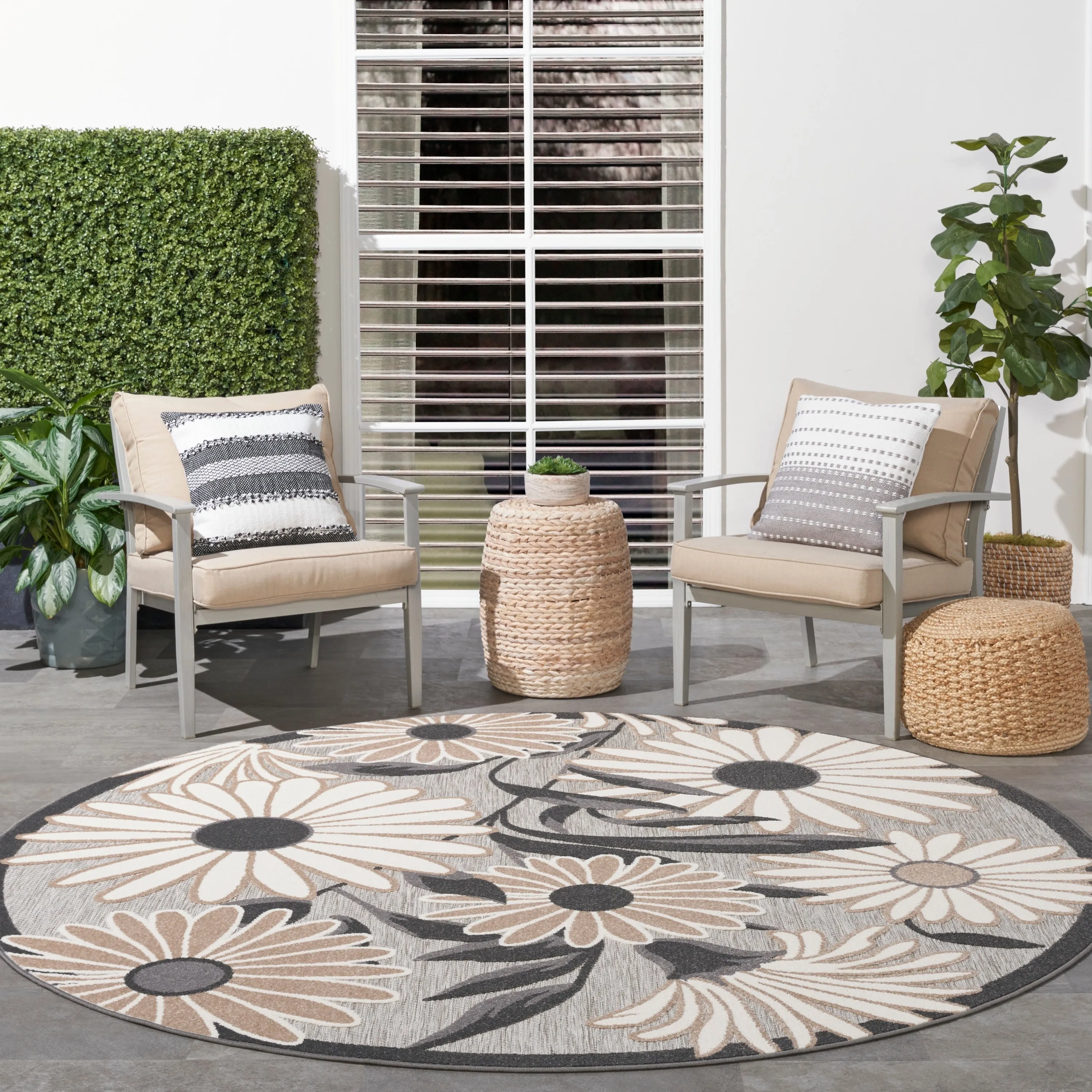 Nourison Aloha Indoor/Outdoor Floral Area Rug