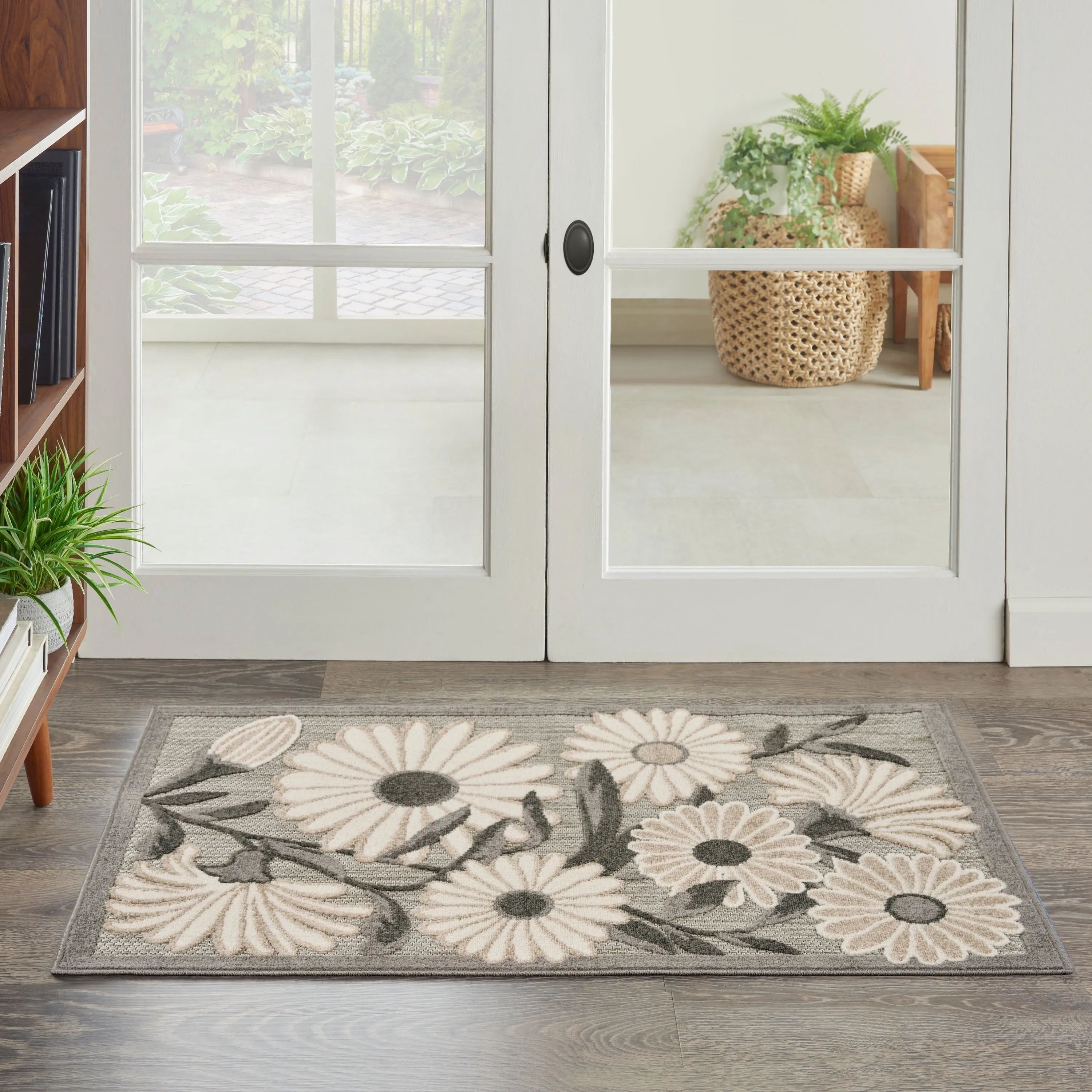 Nourison Aloha Indoor/Outdoor Floral Area Rug