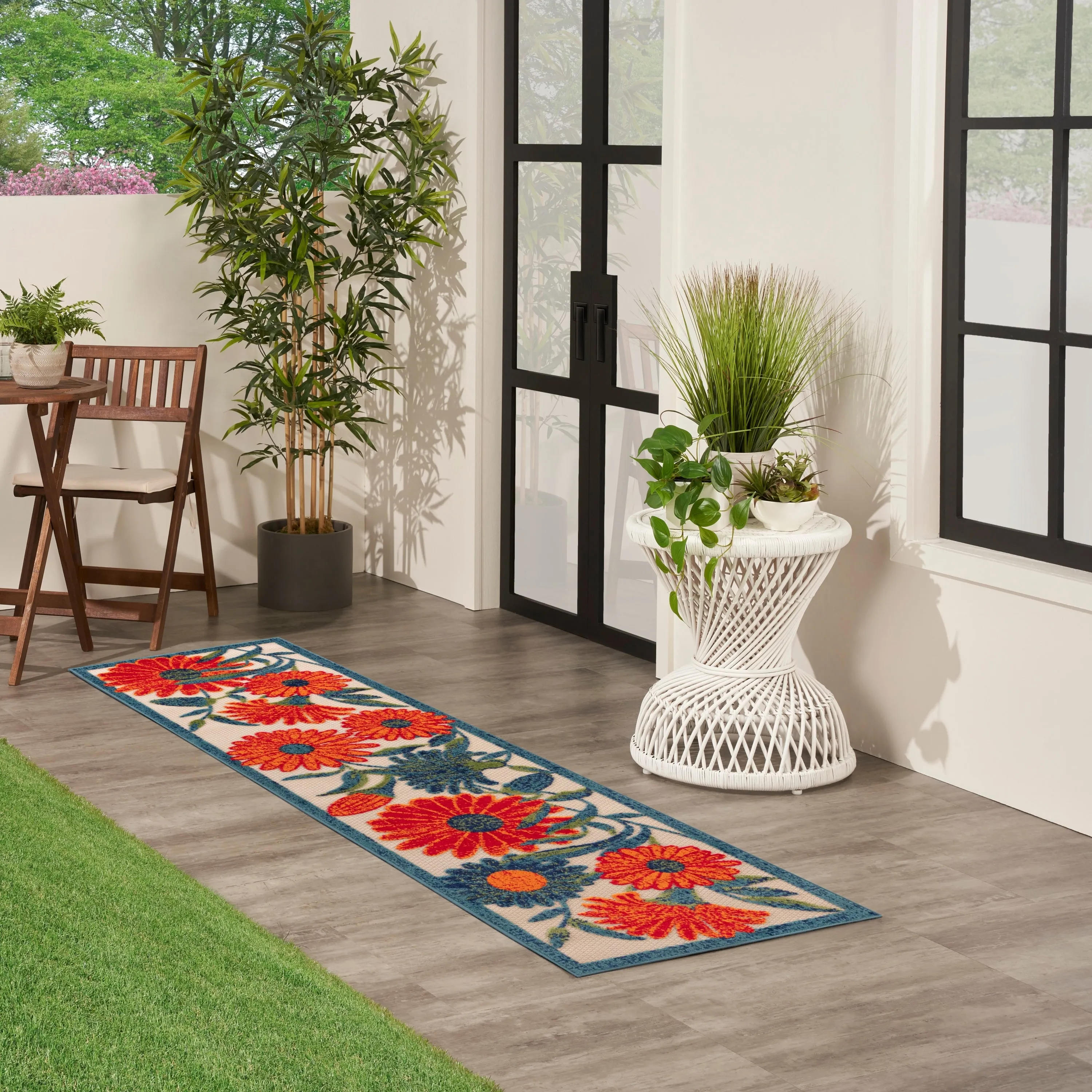 Nourison Aloha Indoor/Outdoor Floral Area Rug