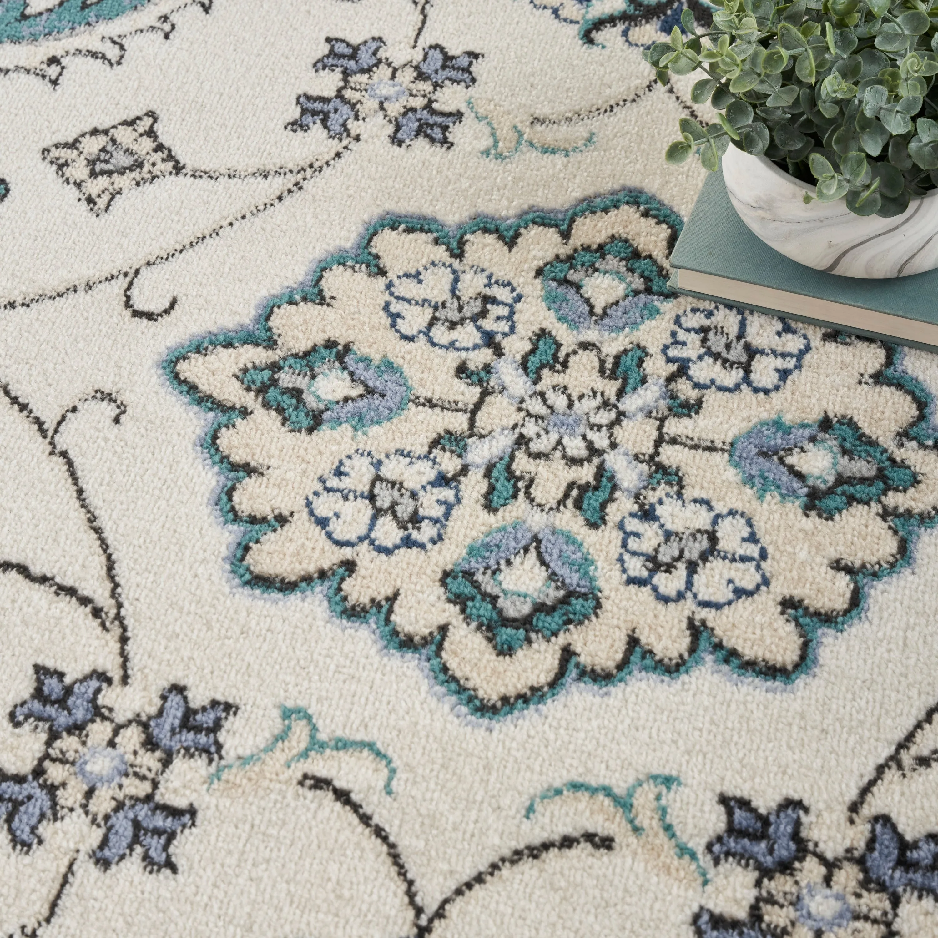 Nourison Essentials Indoor/Outdoor Persian Area Rug