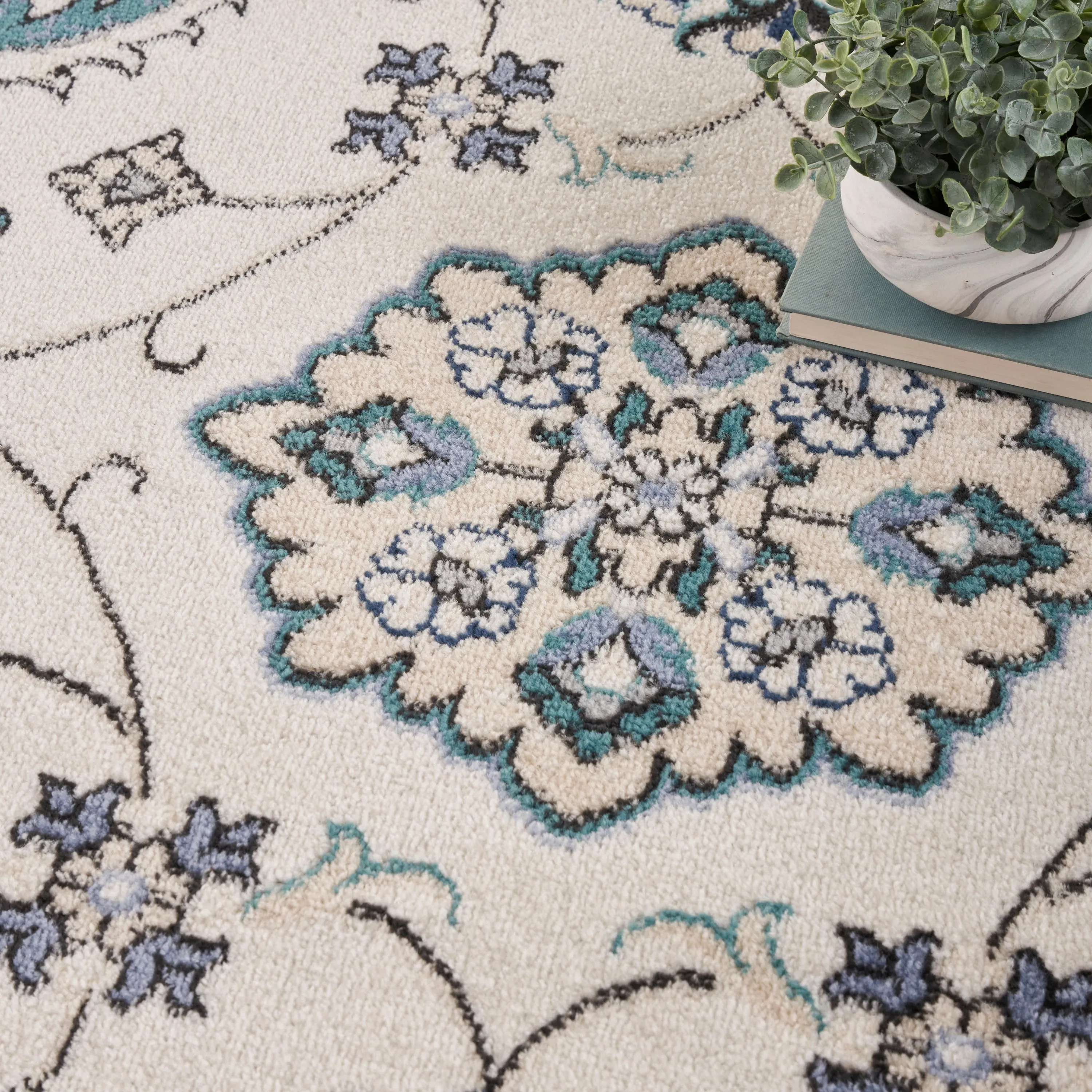 Nourison Essentials Indoor/Outdoor Persian Area Rug