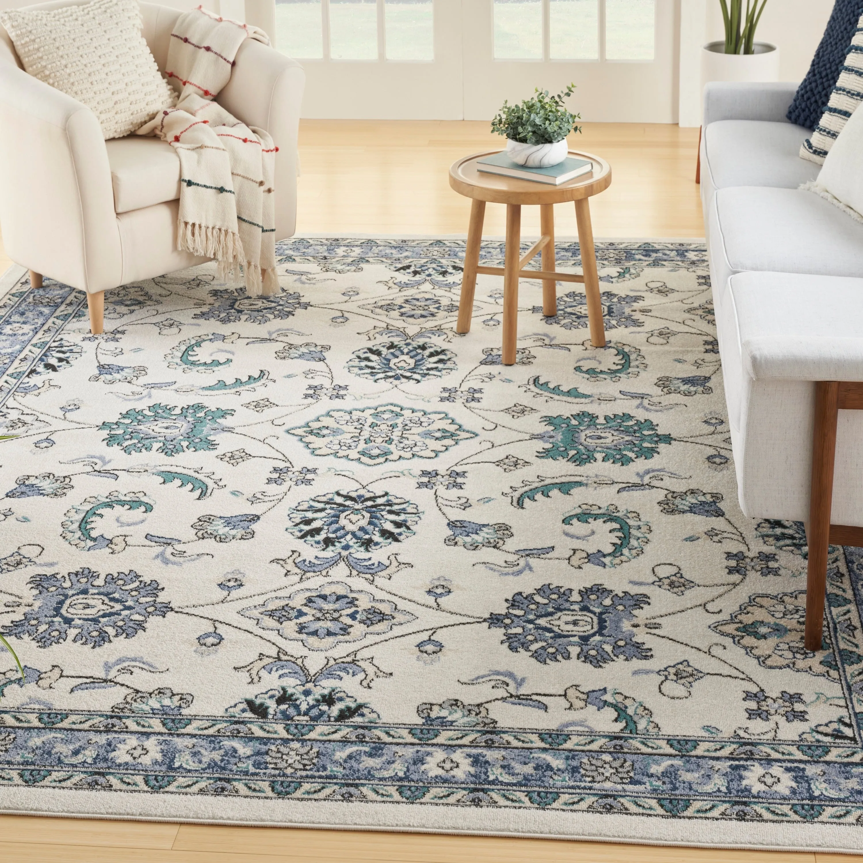 Nourison Essentials Indoor/Outdoor Persian Area Rug