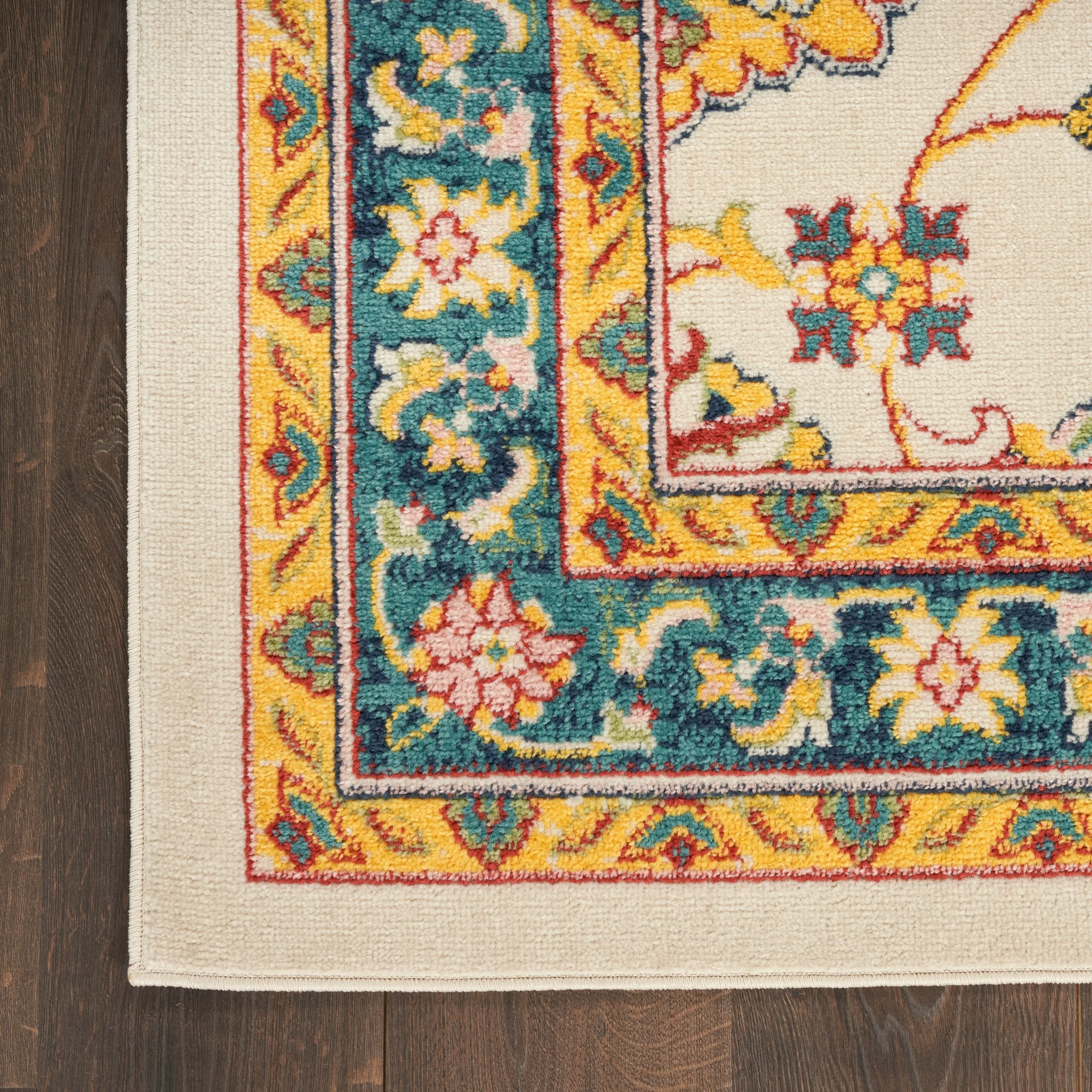Nourison Essentials Indoor/Outdoor Persian Area Rug
