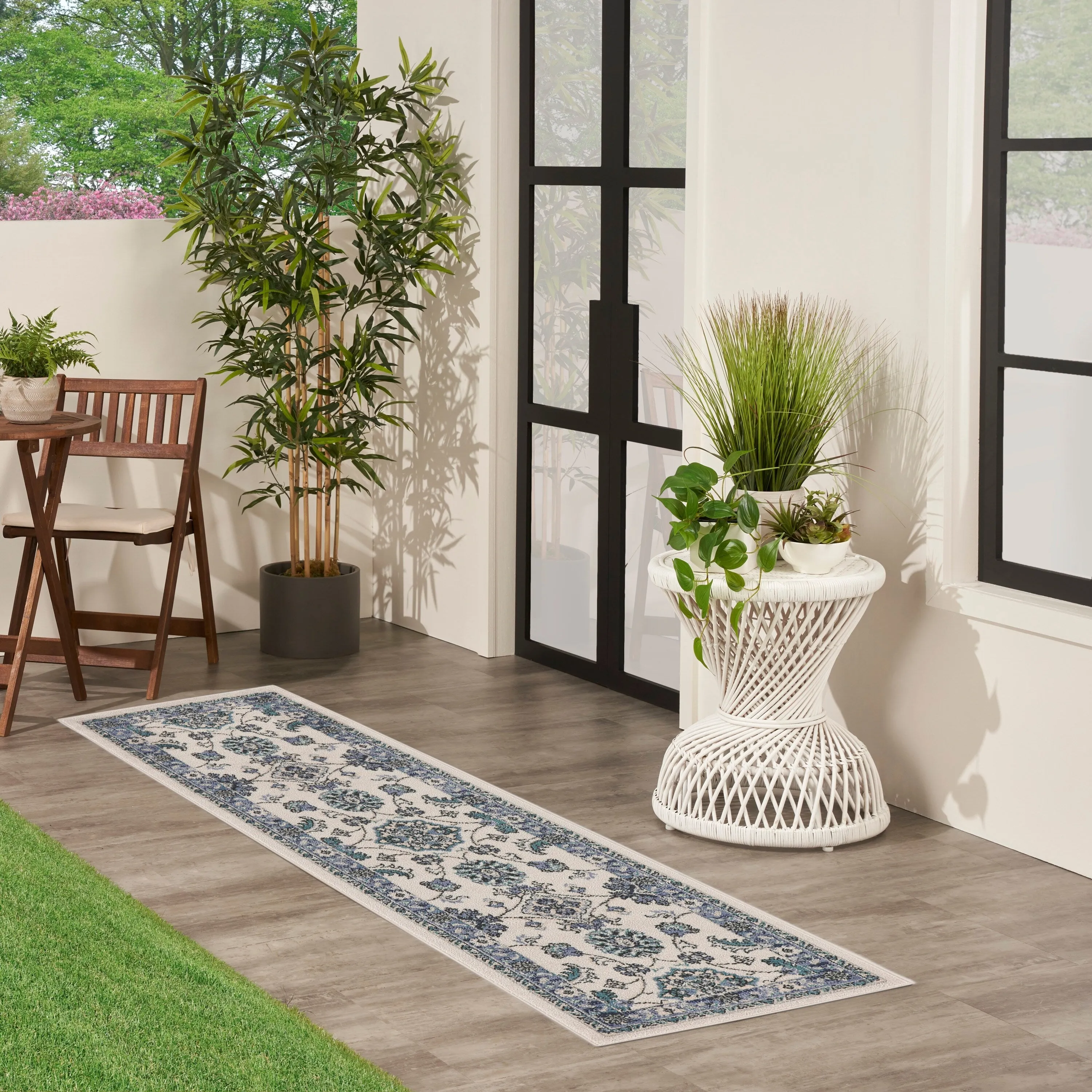 Nourison Essentials Indoor/Outdoor Persian Area Rug