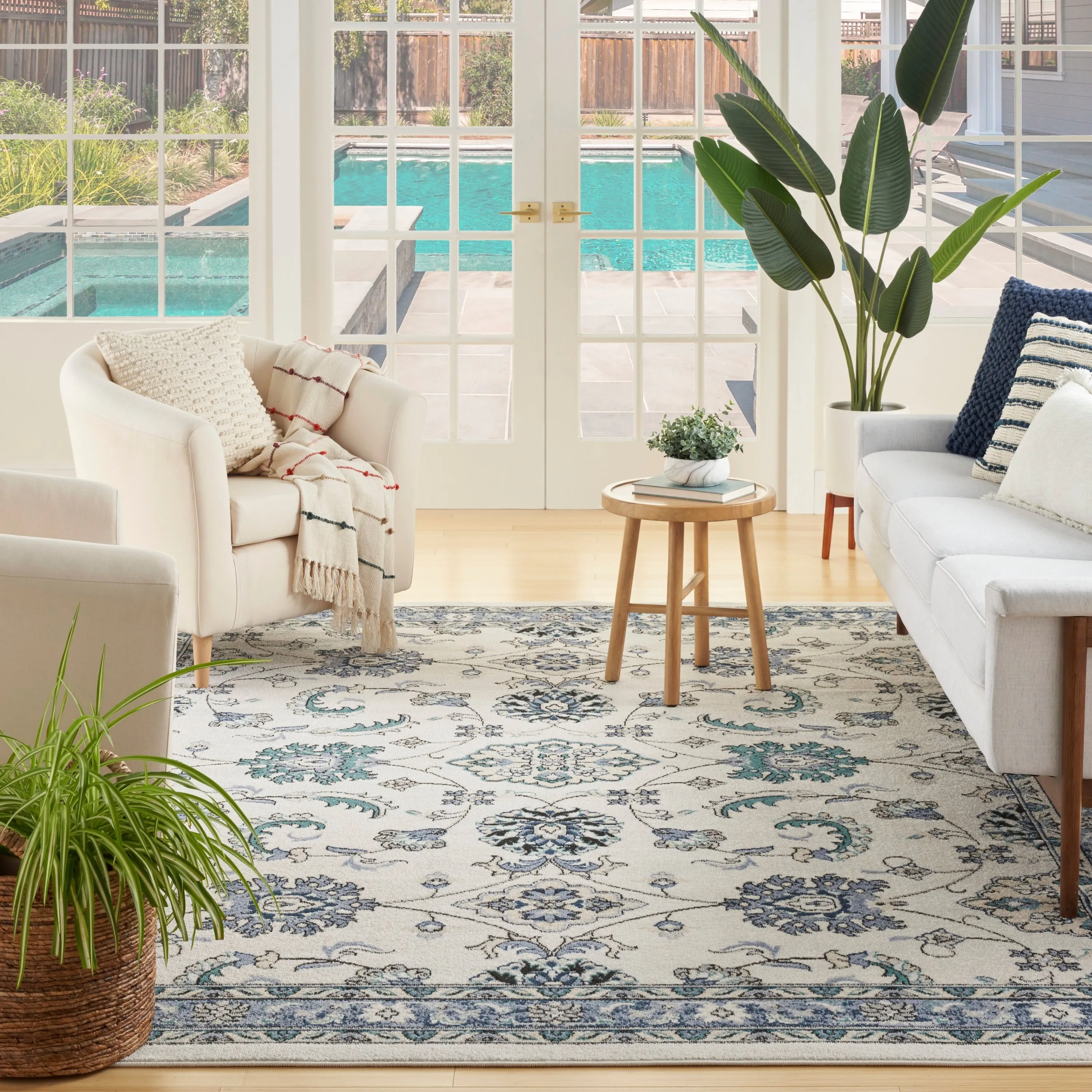 Nourison Essentials Indoor/Outdoor Persian Area Rug