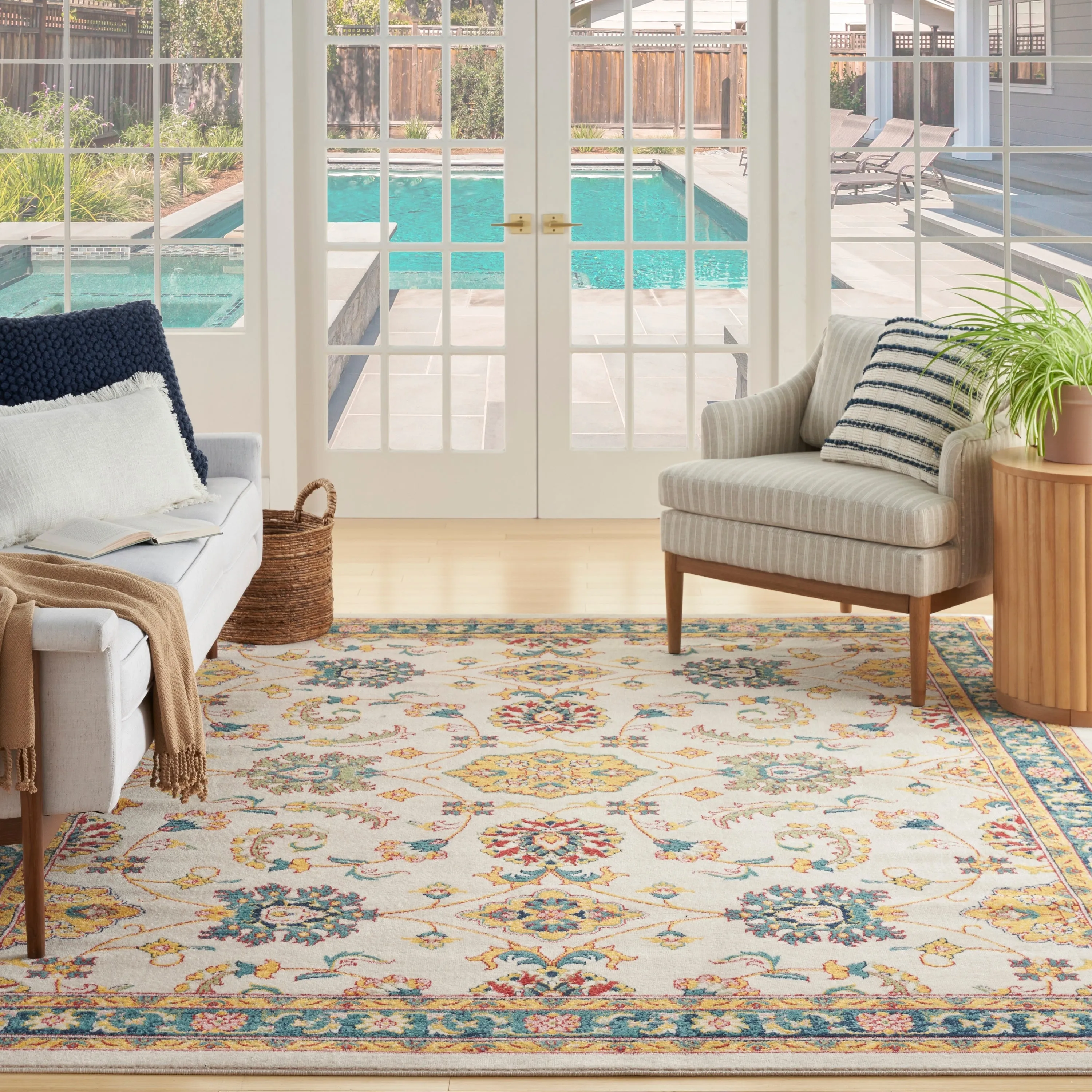 Nourison Essentials Indoor/Outdoor Persian Area Rug